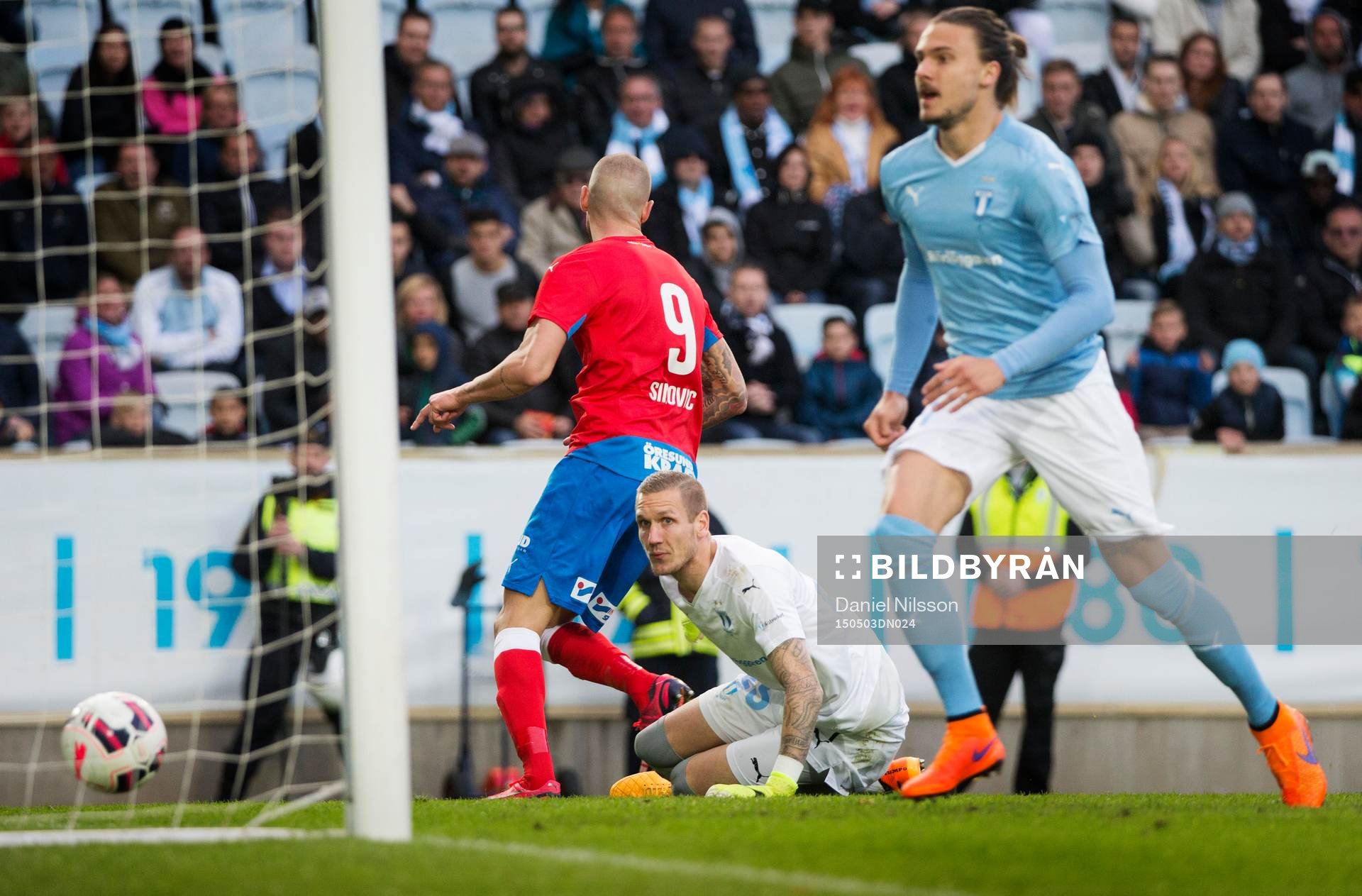 Helsingborgs Robin Simovic gjorde 2-1 målet bakom Malmö