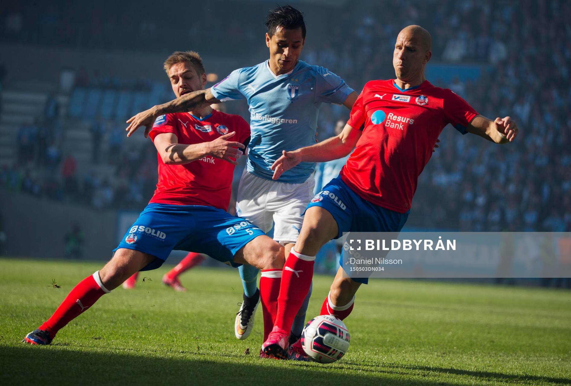 s Yoshimar Yotùn och Helsingborgs Johan Mårtensson och