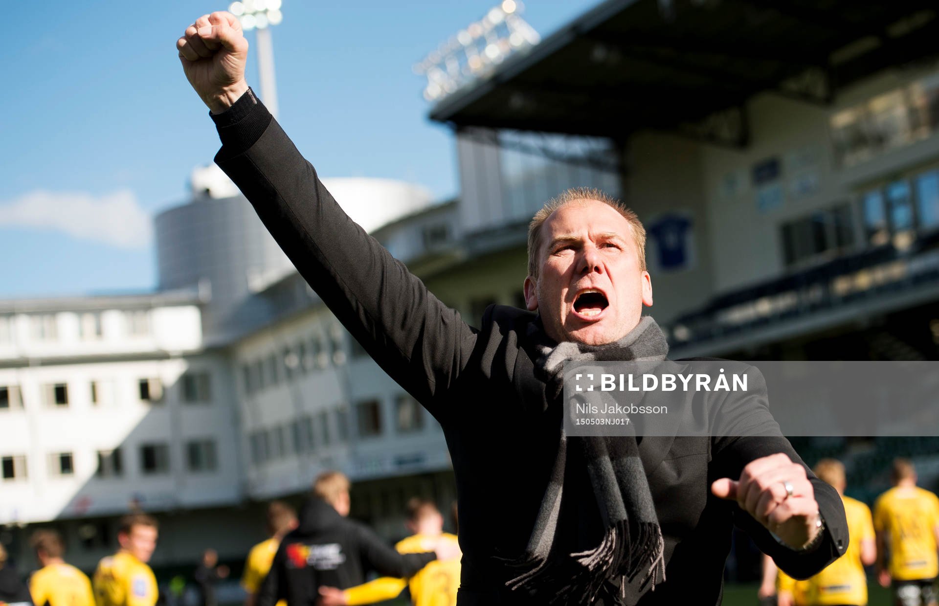 Elfsborgs tränare Magnus Haglund jublar
