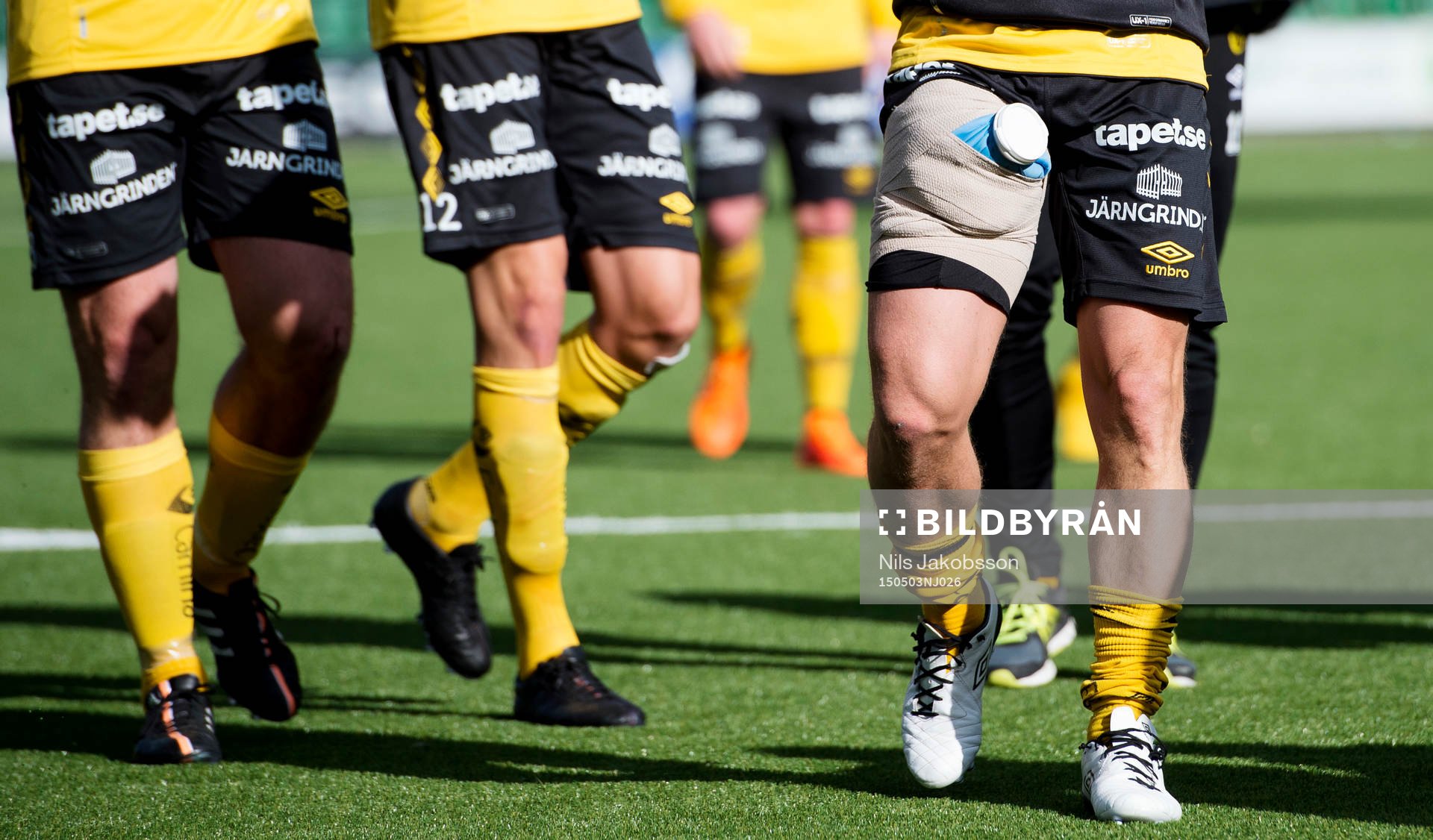 Elfsborgs Andreas Klarström har ett rejält bandage på