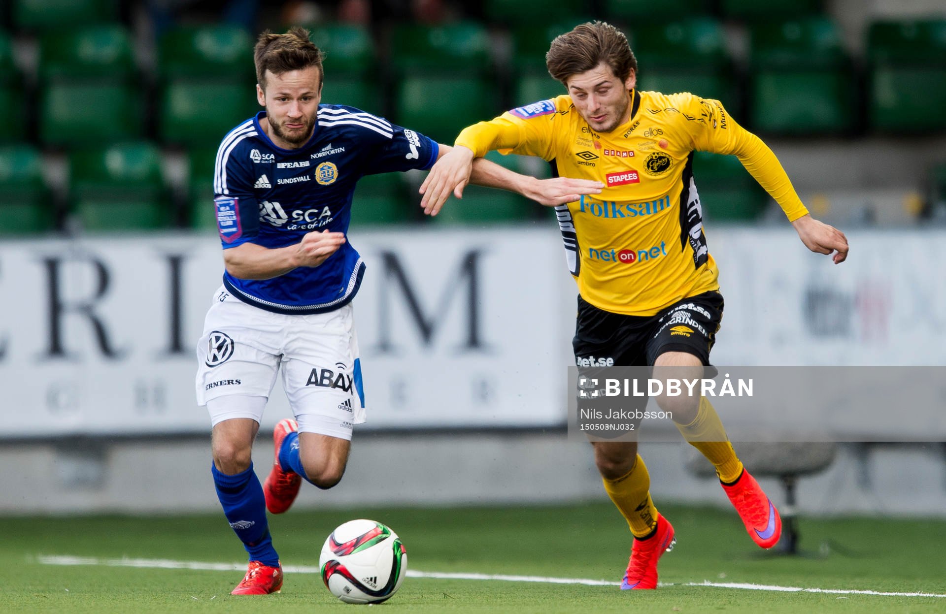 Sundsvalls Robert Lundström och Elfsborgs Arber Zeneli