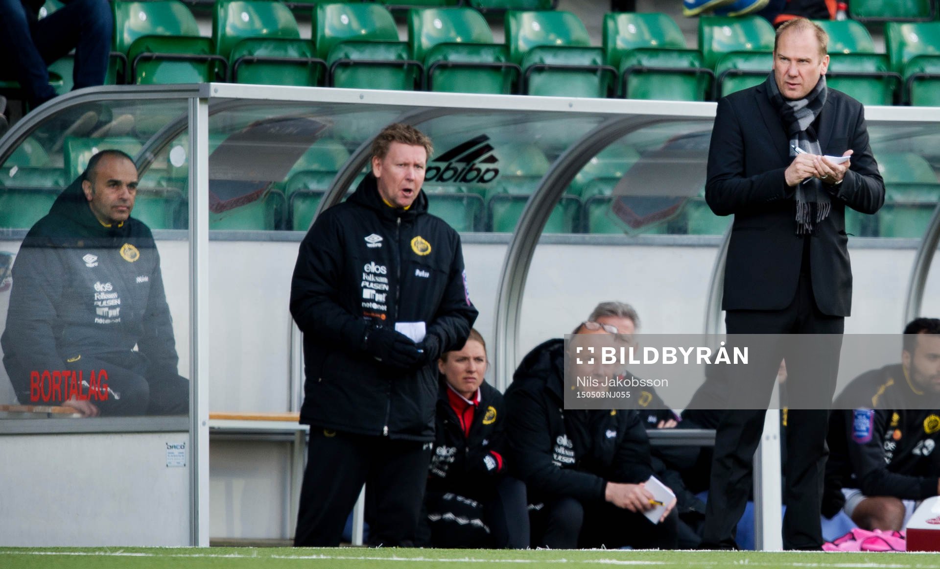 Elfsborgs tränare Magnus Haglund noterar