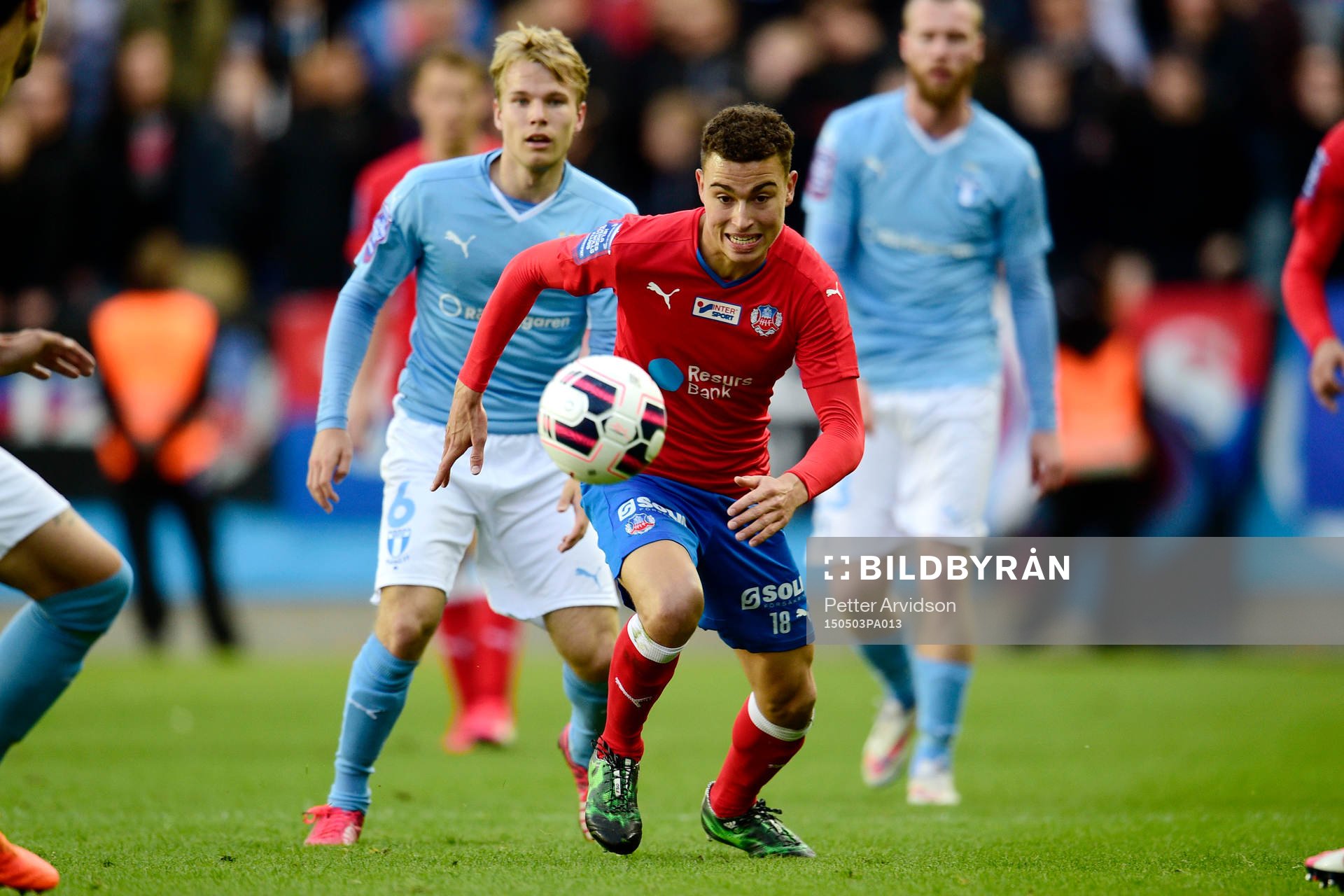 Malmö FFs Oscar Lewicki och Helsingborgs Jordan Larsson