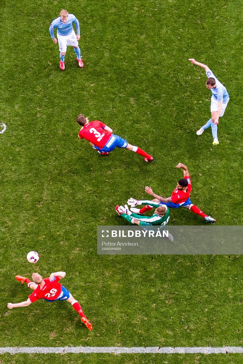 Malmö FFs Magnus Wolff Eikrem gör 3-1 målet och
