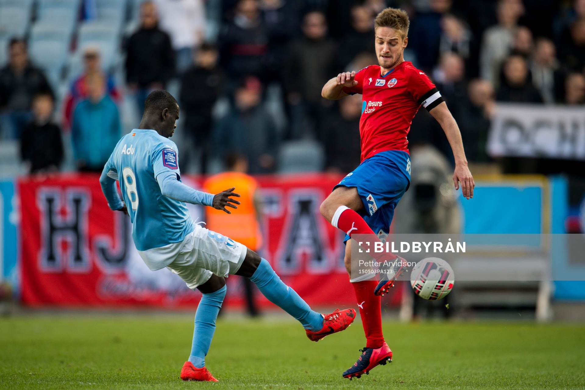 Malmö FFs Enoch Kofi Adu och Helsingborgs Johan Mårtensson