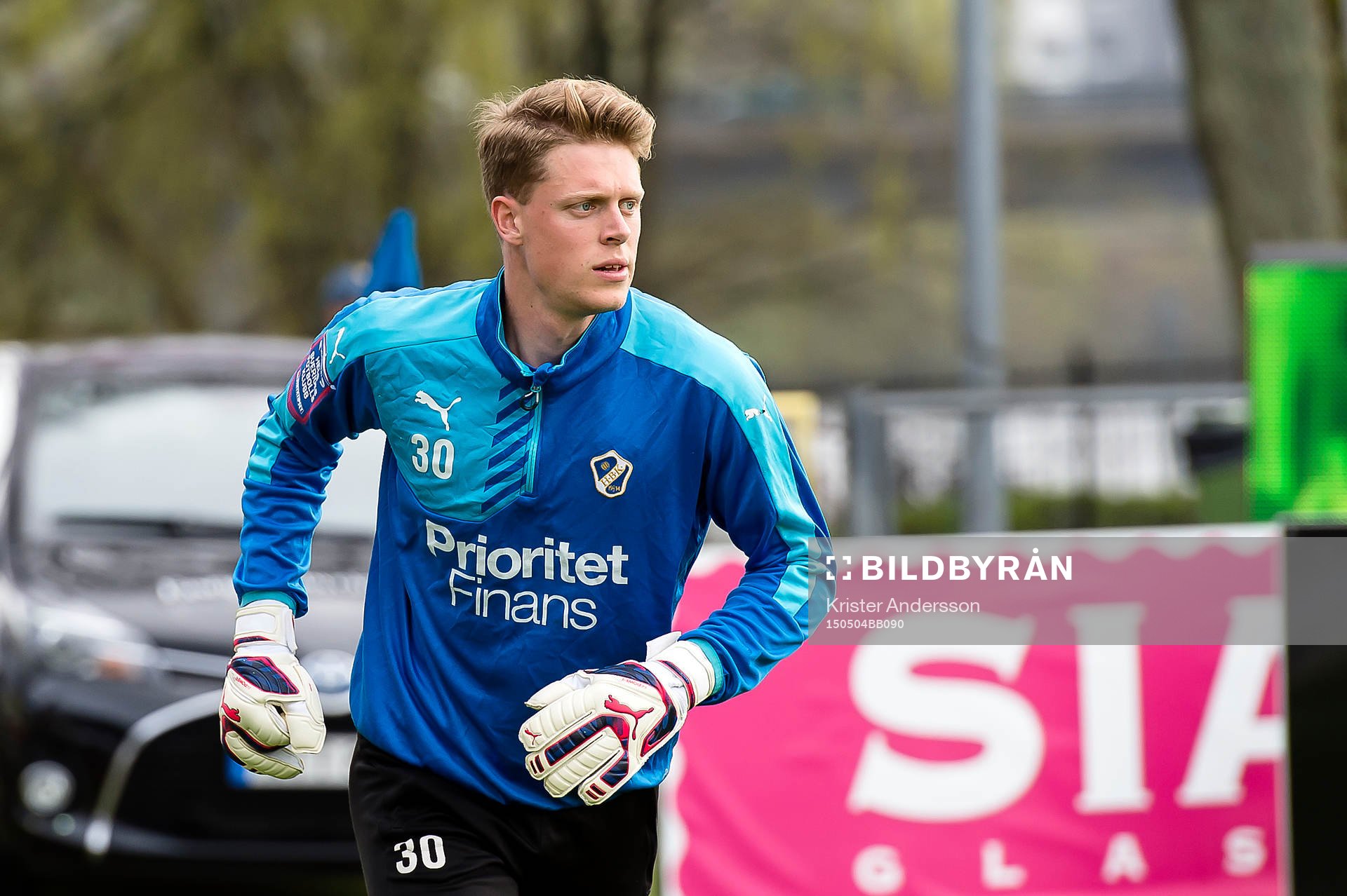 Halmstads målvakt Malkolm Nilsson före fotbollsmatchen i