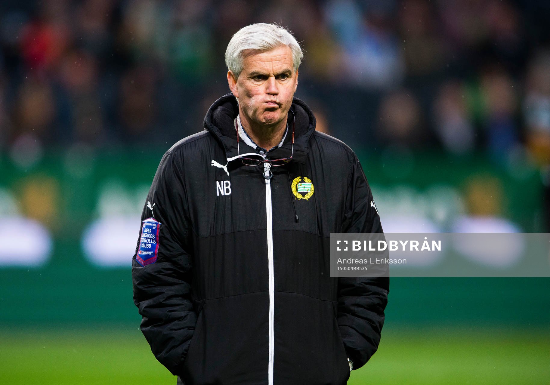 Hammarbys tränare Nanne Bergstrand innan fotbollsmatchen i