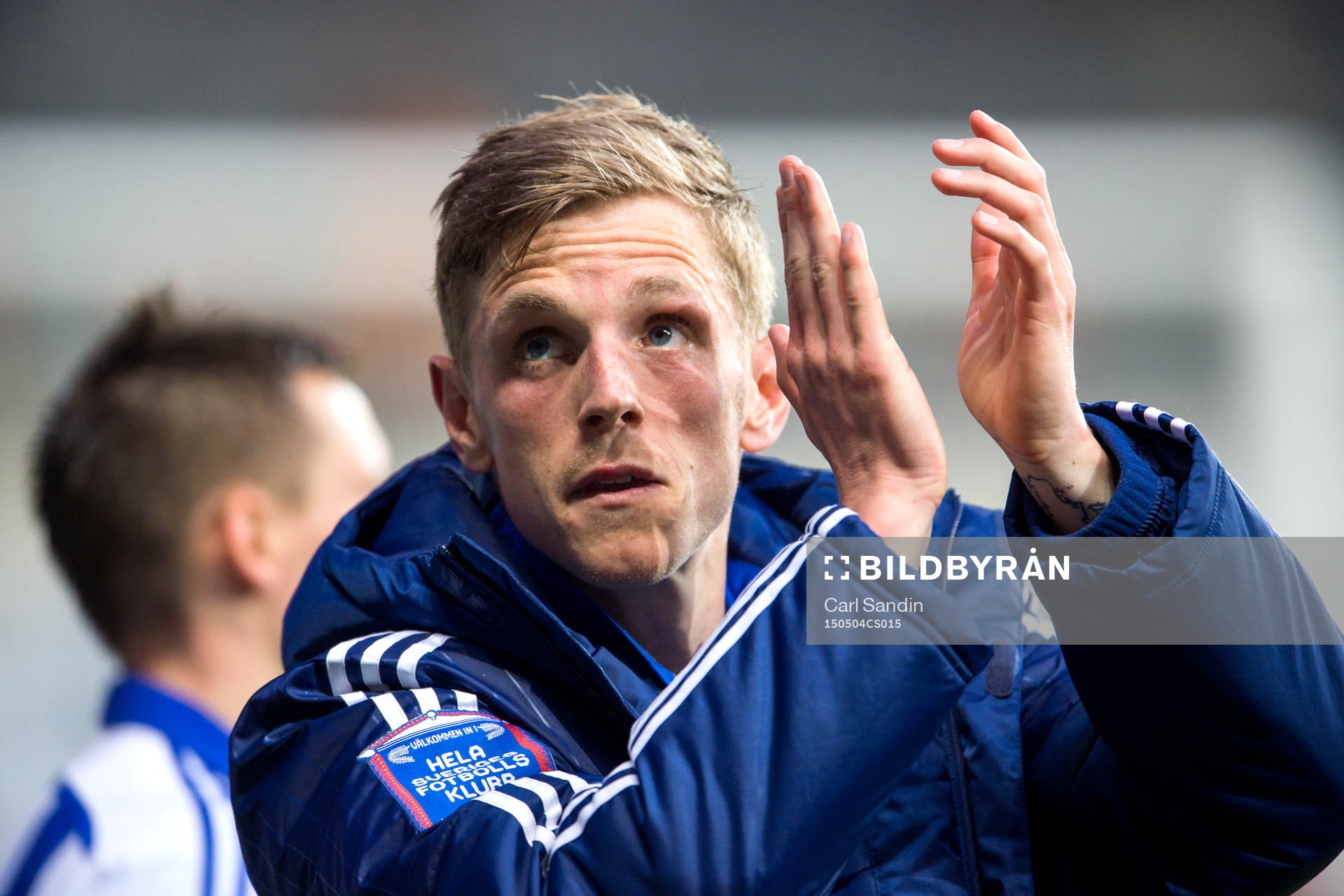 IFK Göteborgs Sören Rieks tackar publiken