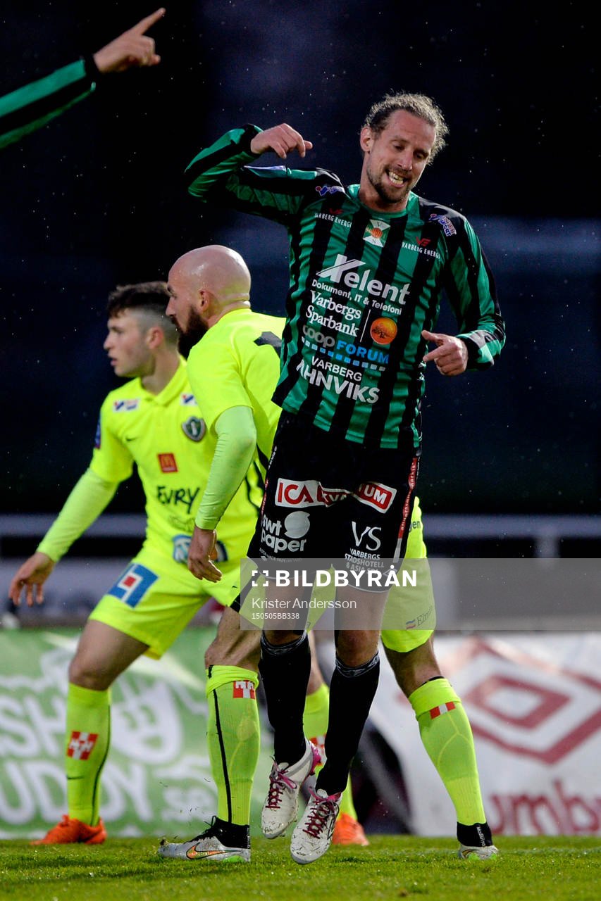 Varbergs Thommie Persson jublar