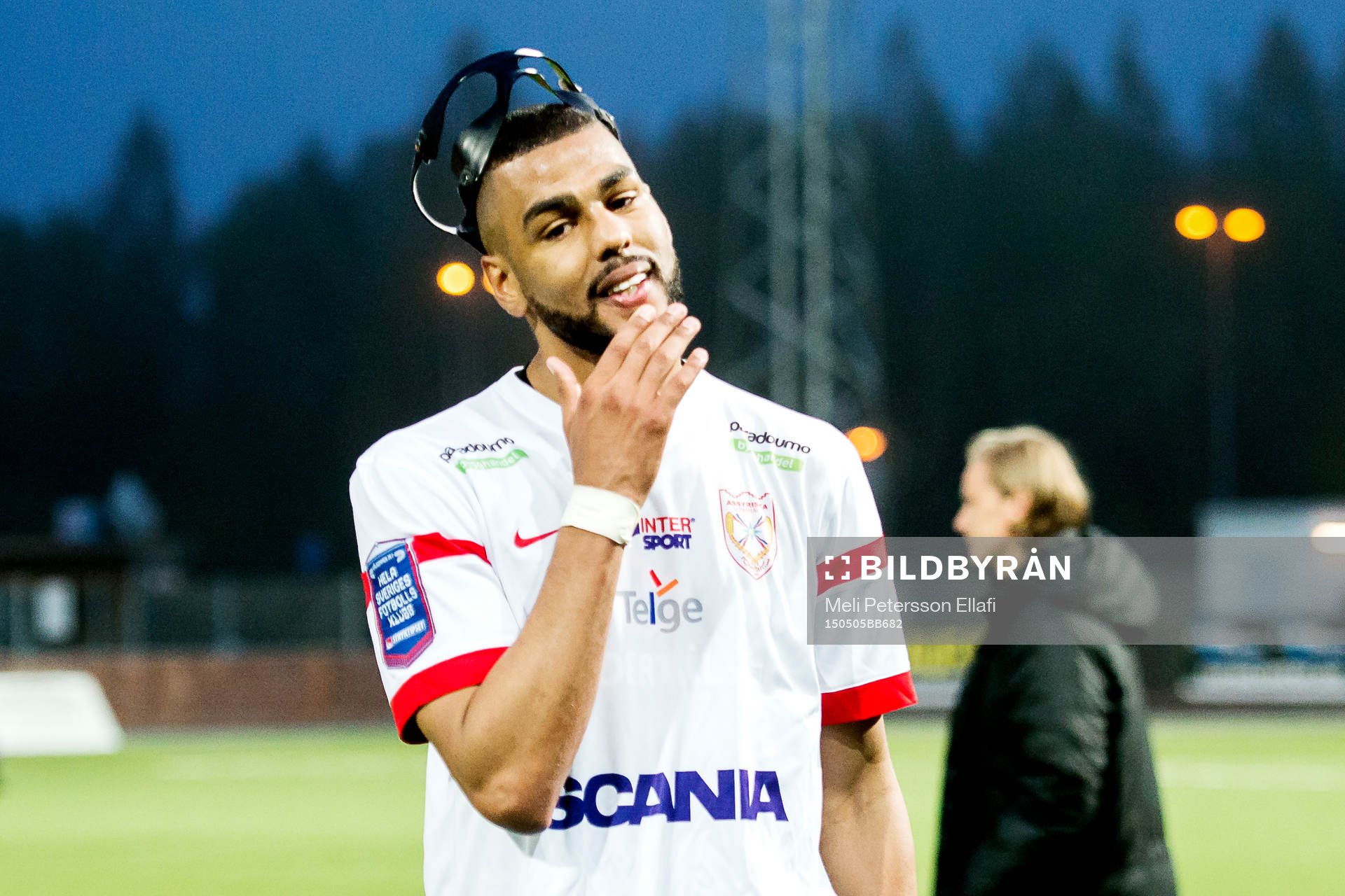 Assyriskas Kyle Konwea deppar