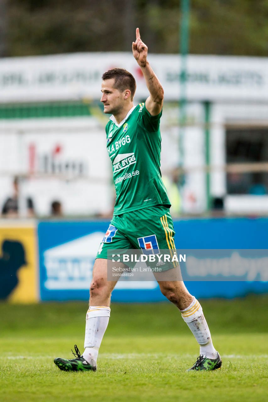 Ljungskiles Gabriel Altemark-Vanneryr jublar