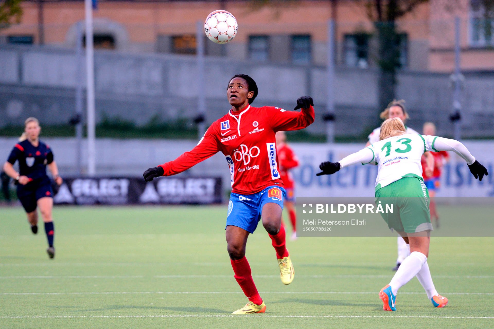 Örebros Sara Michael under fotbollsmatchen i Damallsvenskan mellan Hammarby och Örebro den 7 maj 2015 i Stockholm.