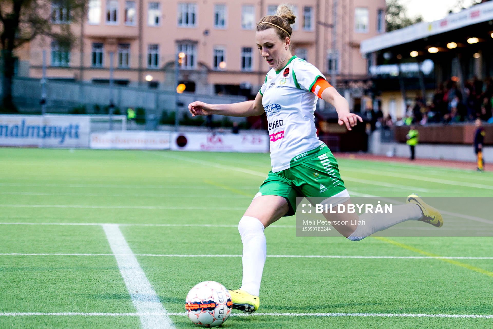 Hammarbys Olga Ekblom under fotbollsmatchen i Damallsvenskan mellan Hammarby och Örebro den 7 maj 2015 i Stockholm.