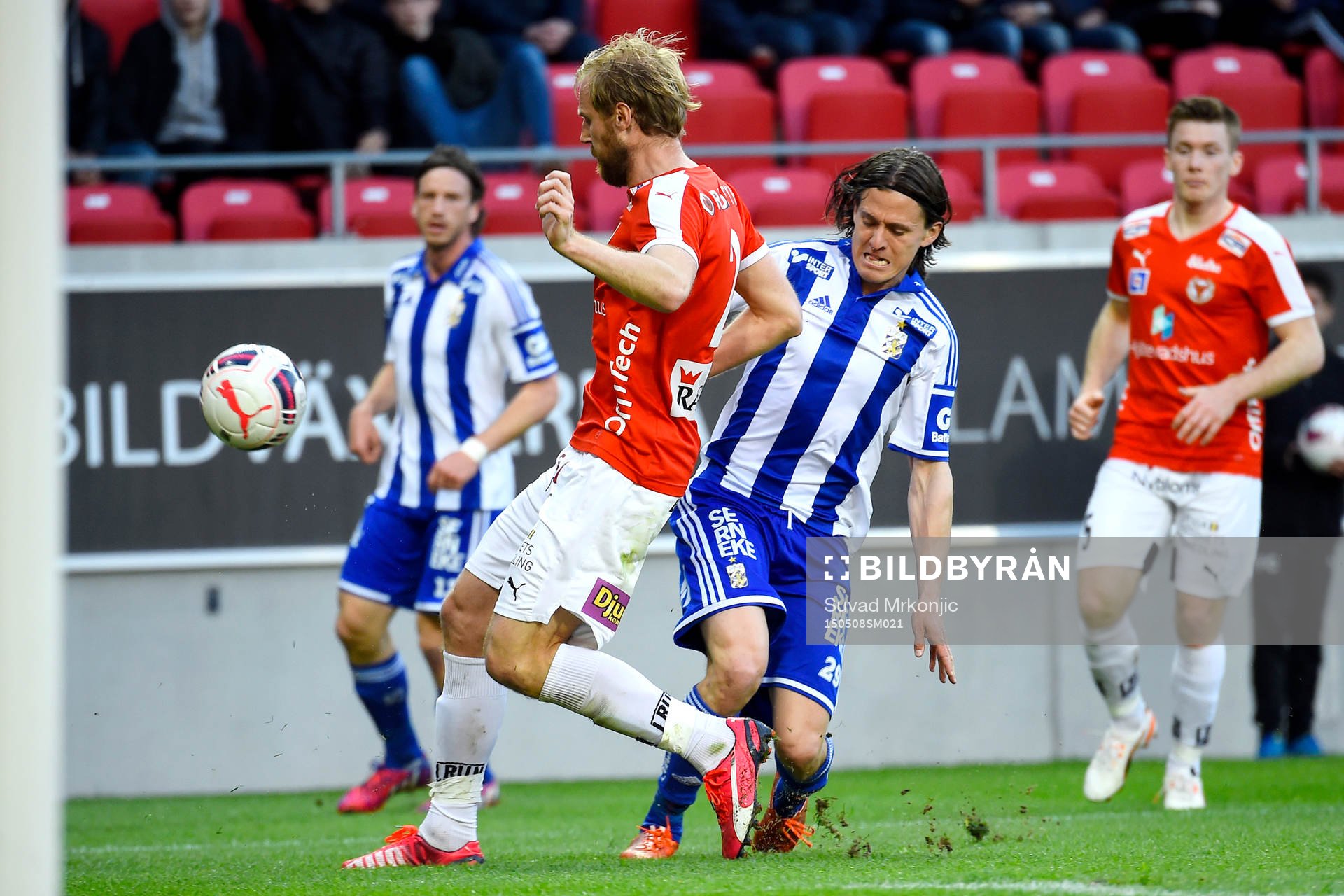 IFK Göteborgs Lasse Vibe och Kalmars Markus Thorbjörnsson