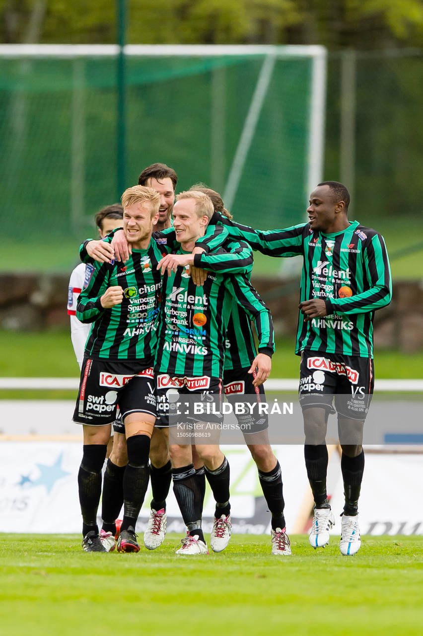 Varbergs Pär Asp gör 2-0 och jublar