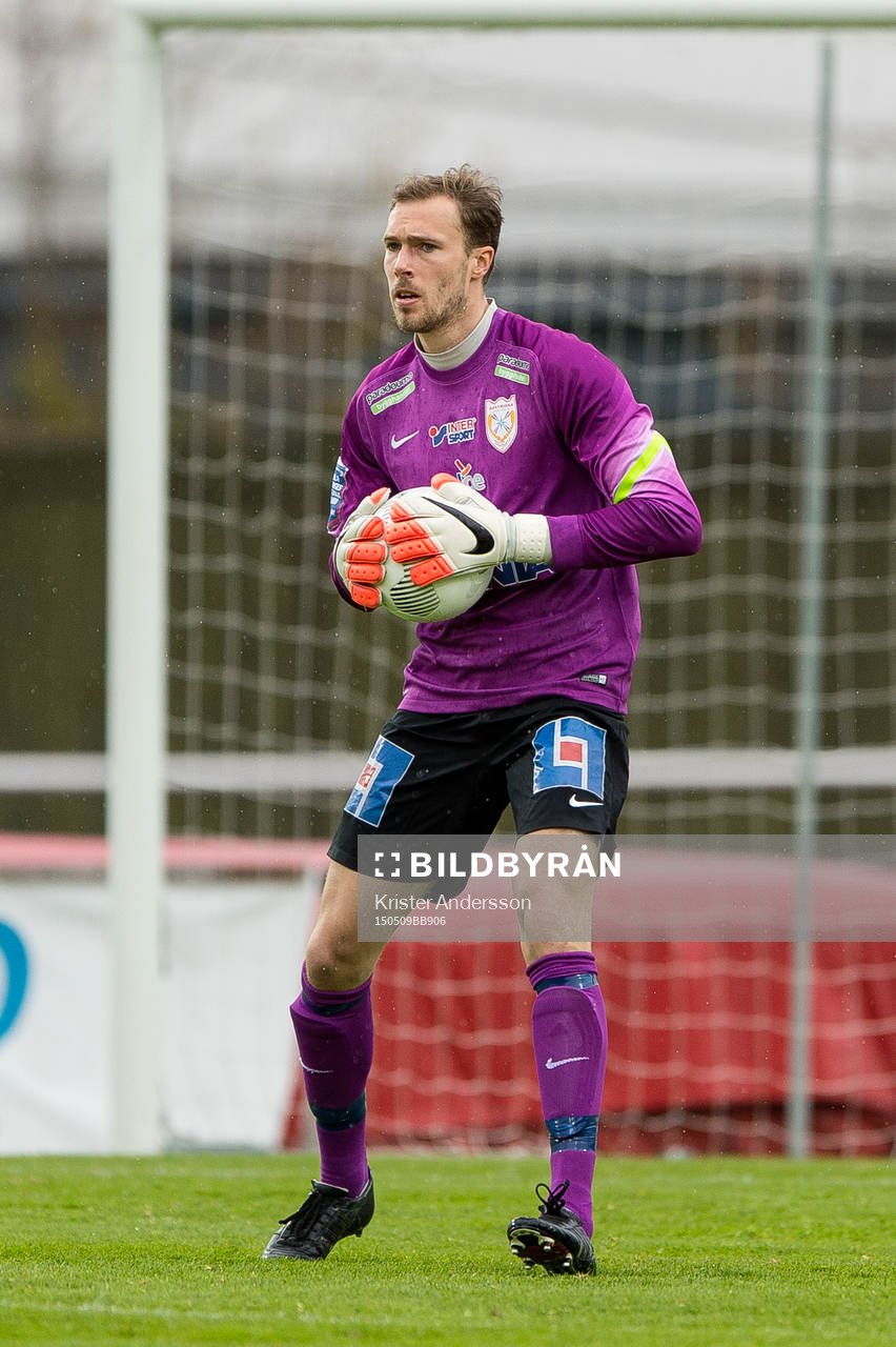 Assyriskas målvakt Robin Malmkvist