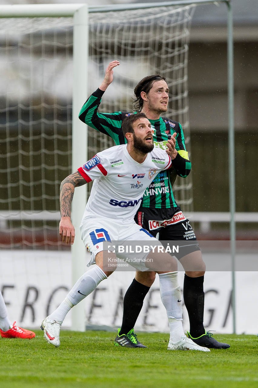 Assyriskas Andreas Haddad och Varbergs Robin Tranberg