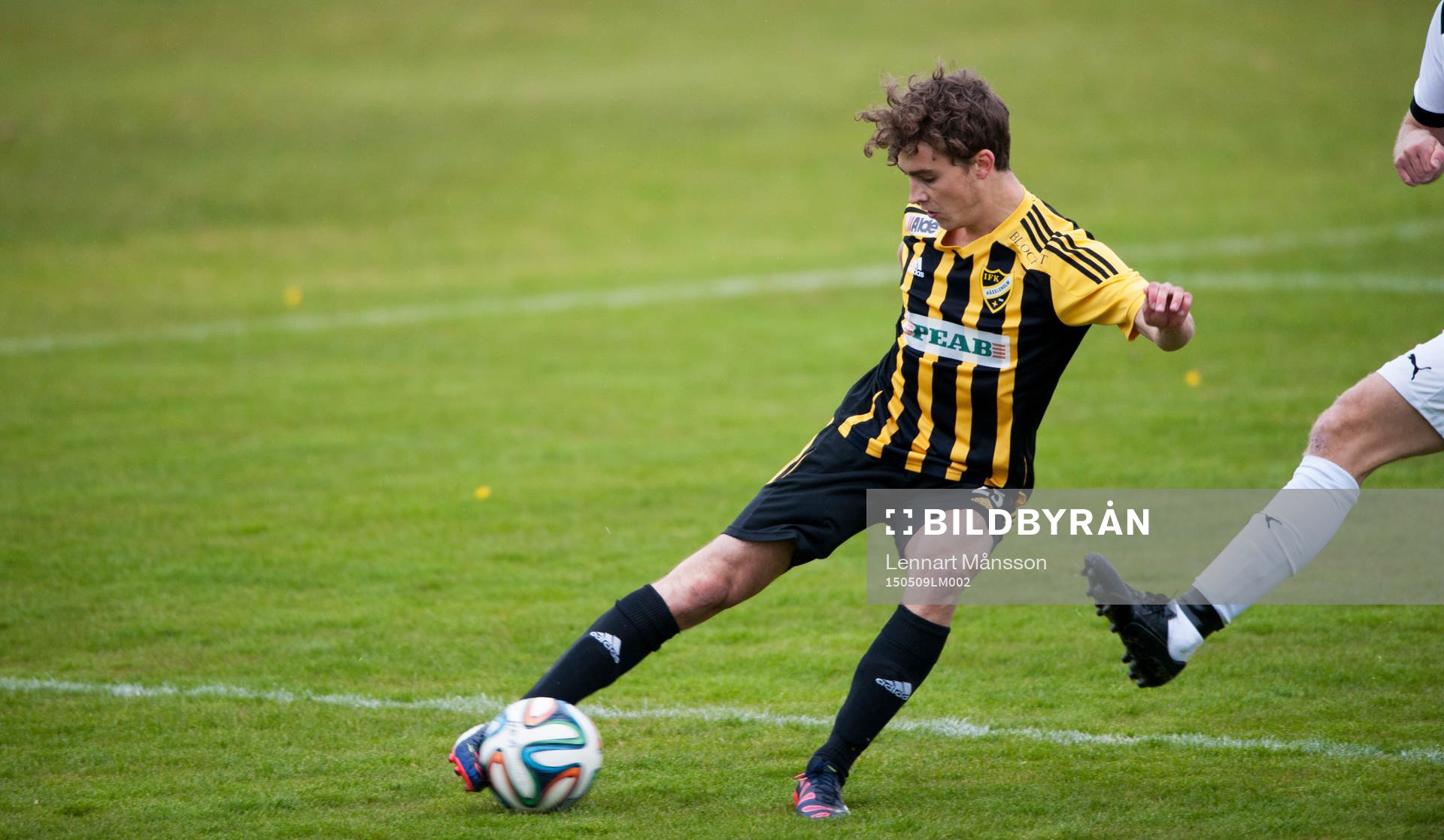 IFK Hässleholms Anton Pramberg i matchen i division 2