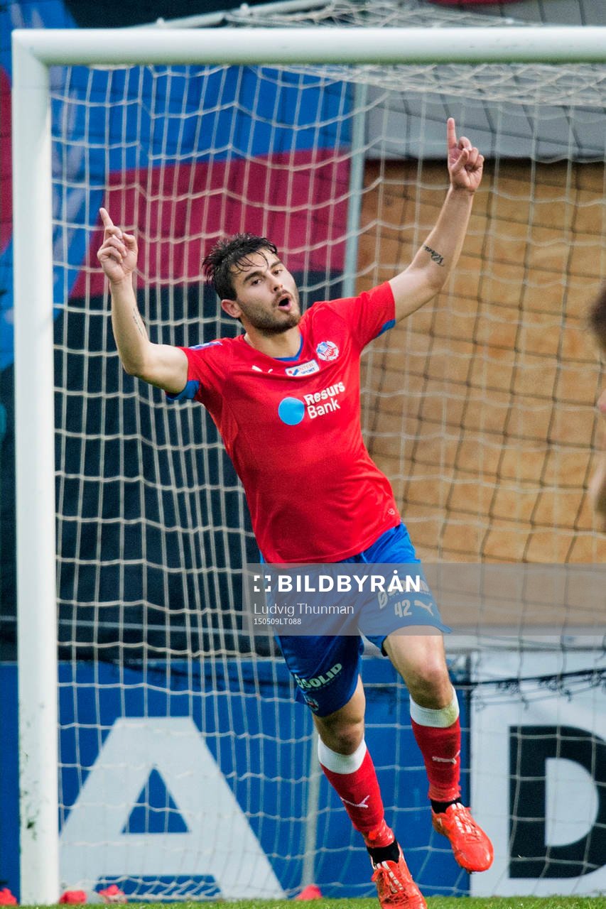 Helsingborgs Astrit Ajdarevic jublar