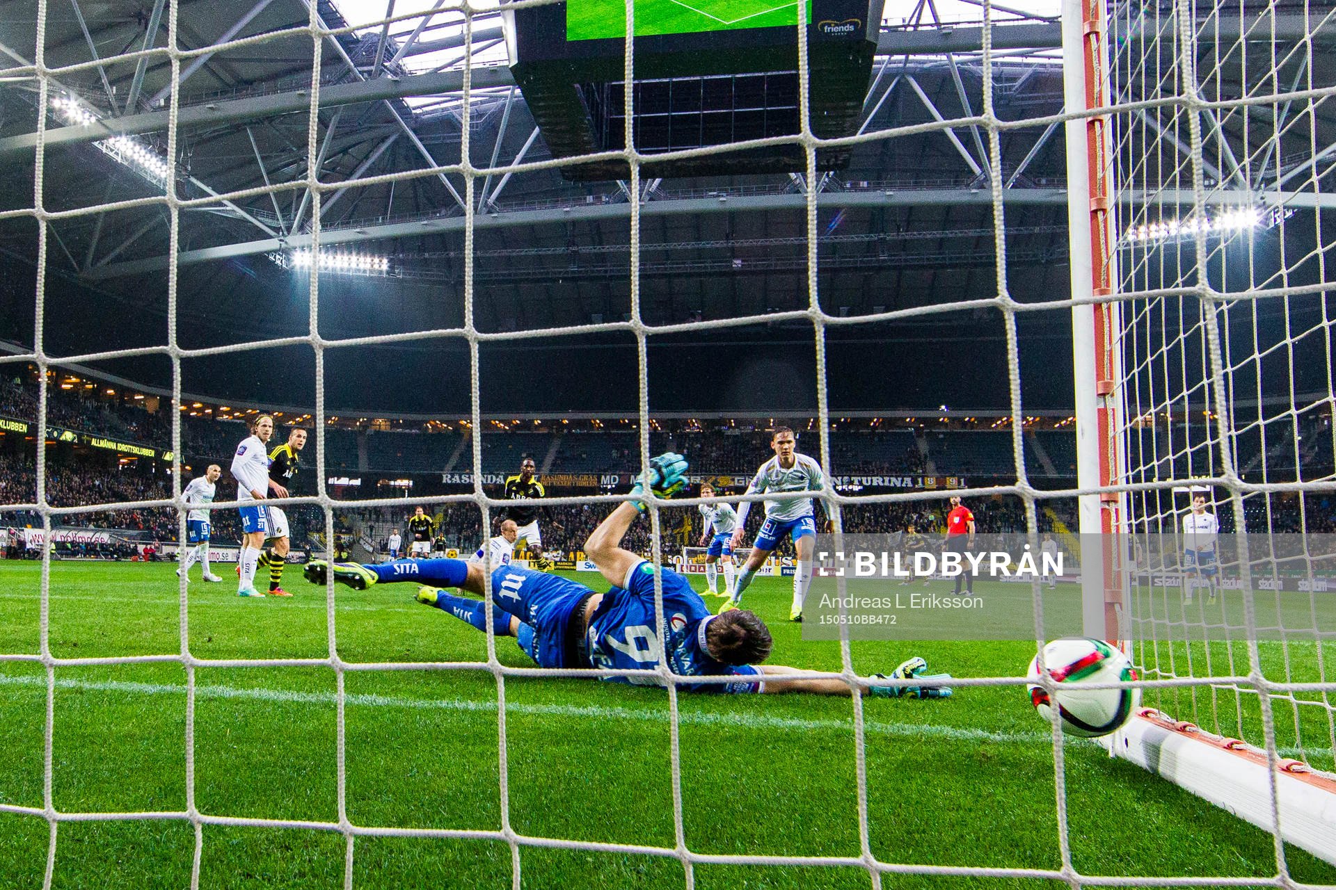 s Henok Goitom kvitterar för AIK bakom Norrköpings