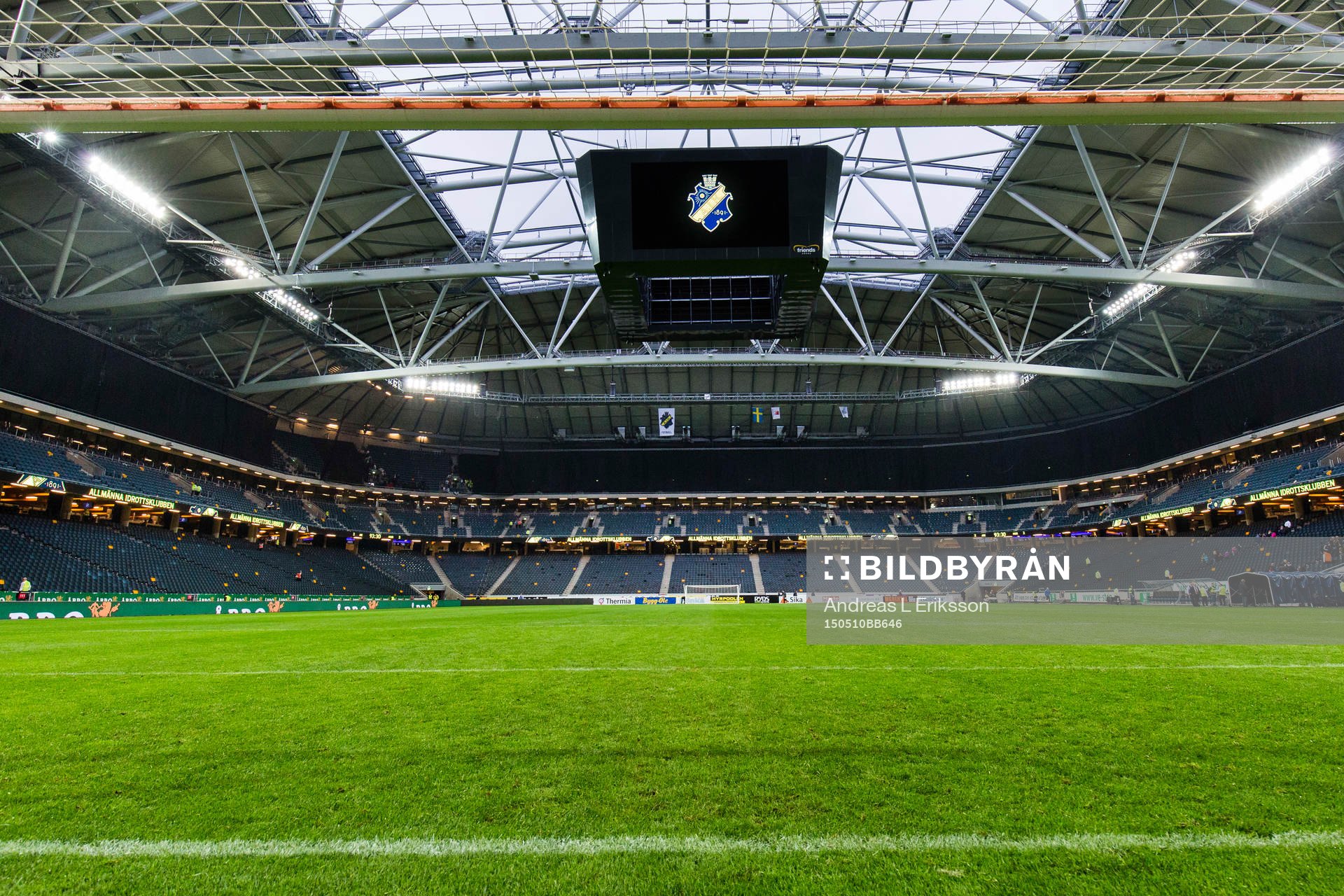 Ett tomt Friends Arena