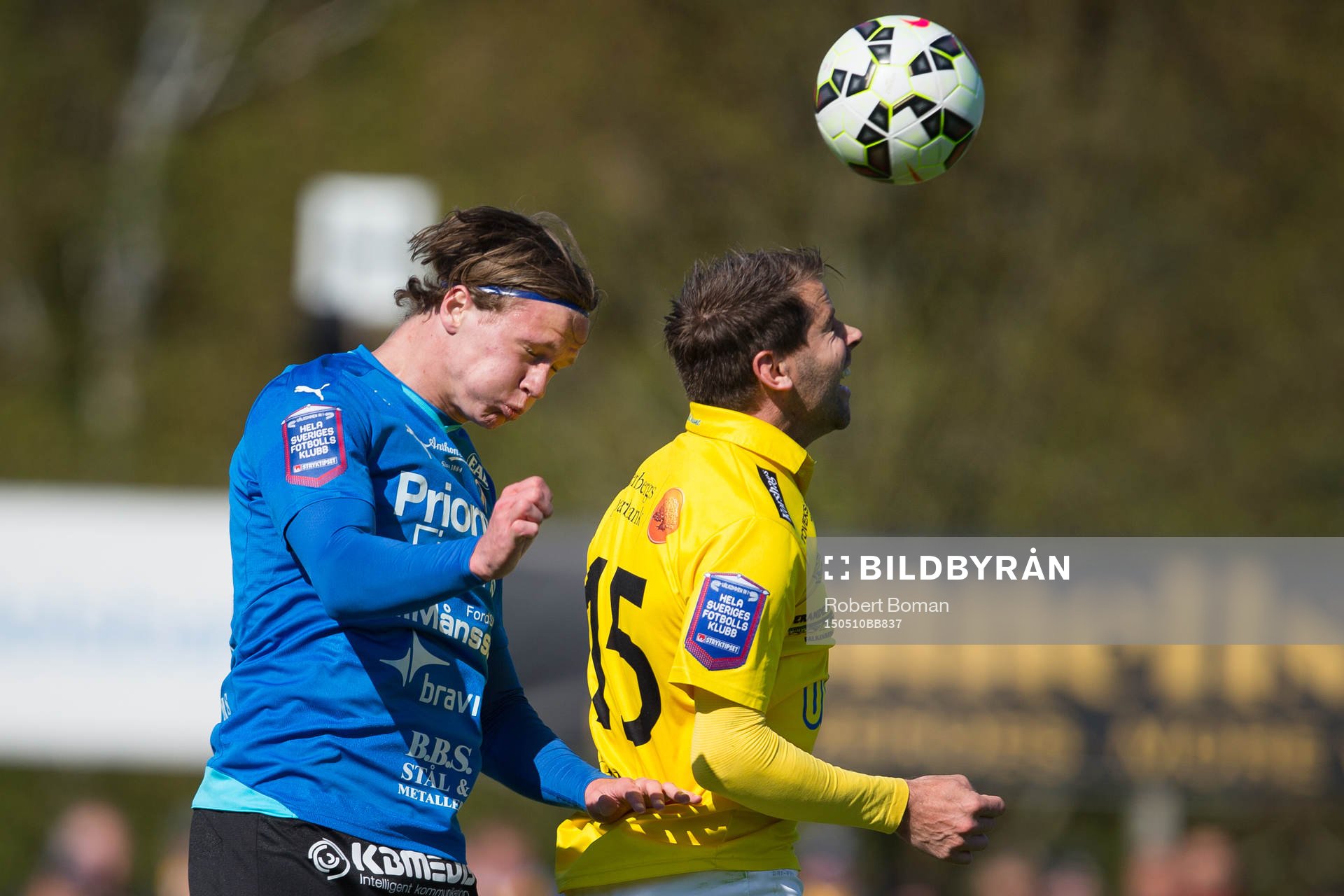 Falkenbergs Stefan Rodevåg (till höger i gult)