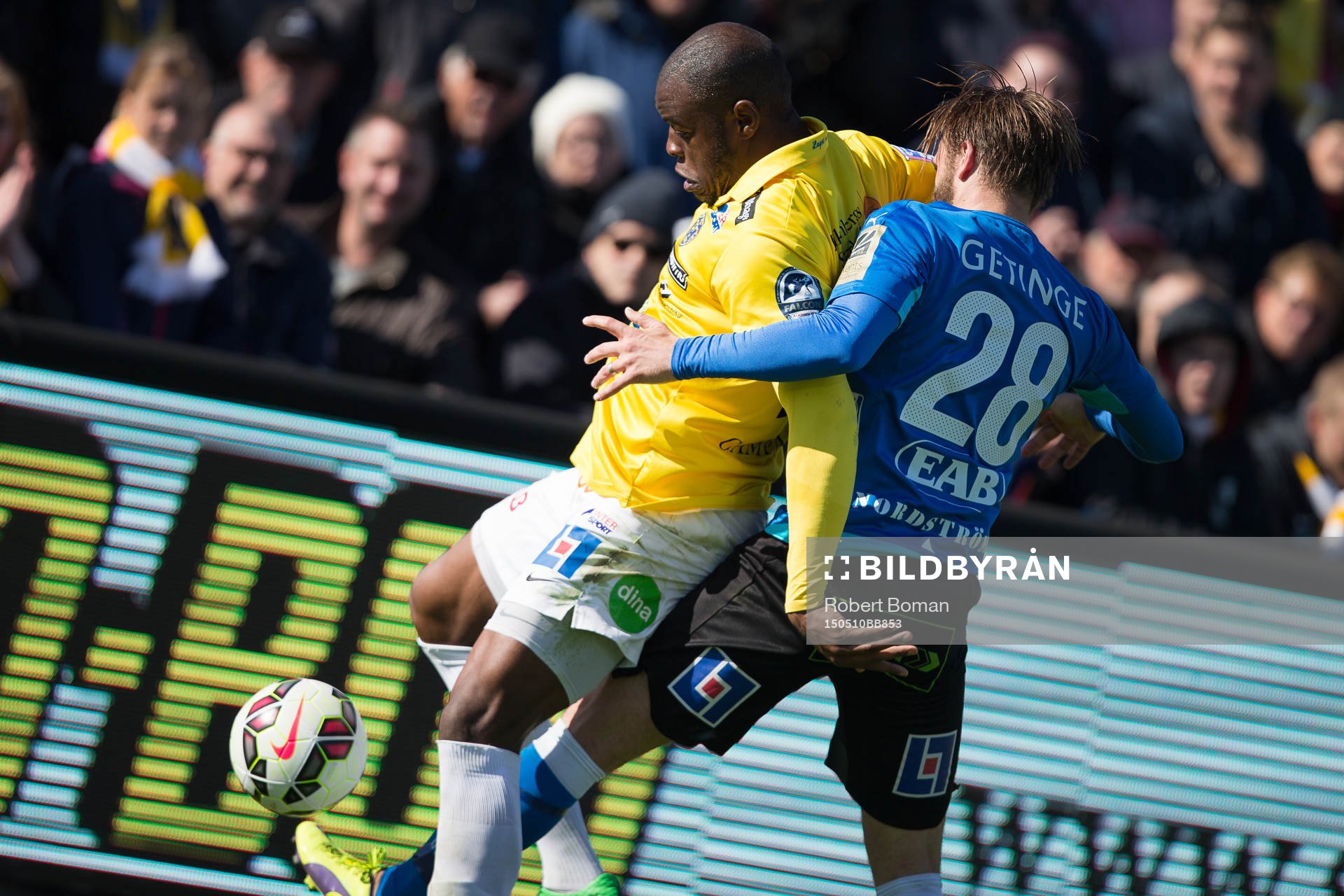 Falkenbergs Hakeem Araba och Halmstads Jesper Westerberg