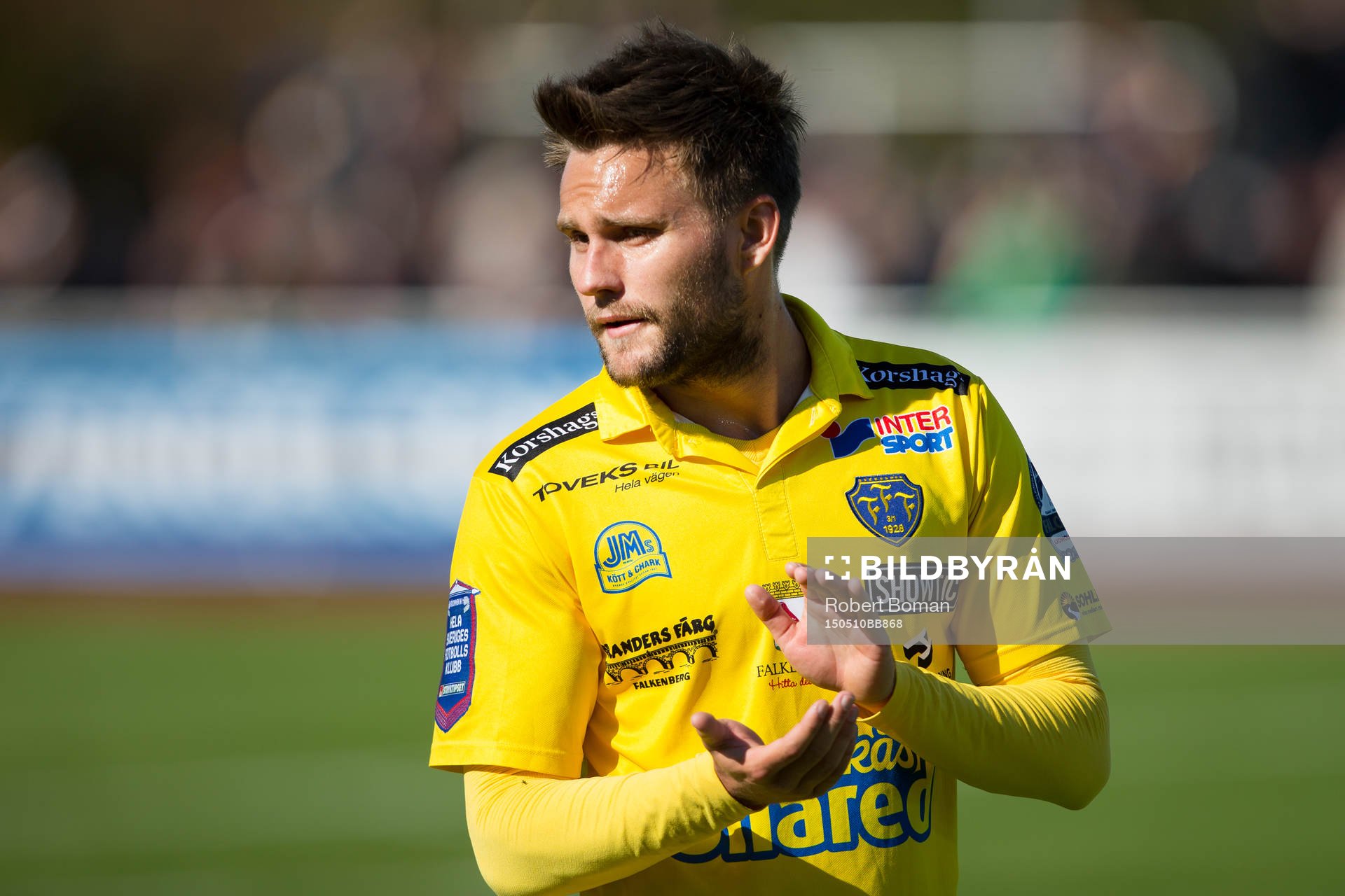 Falkenbergs Johannes Vall efter fotbollsmatchen i Allsvenskan mellan Falkenbergs FF och Halmstads BK den 10 maj 2015 i Falkenberg.