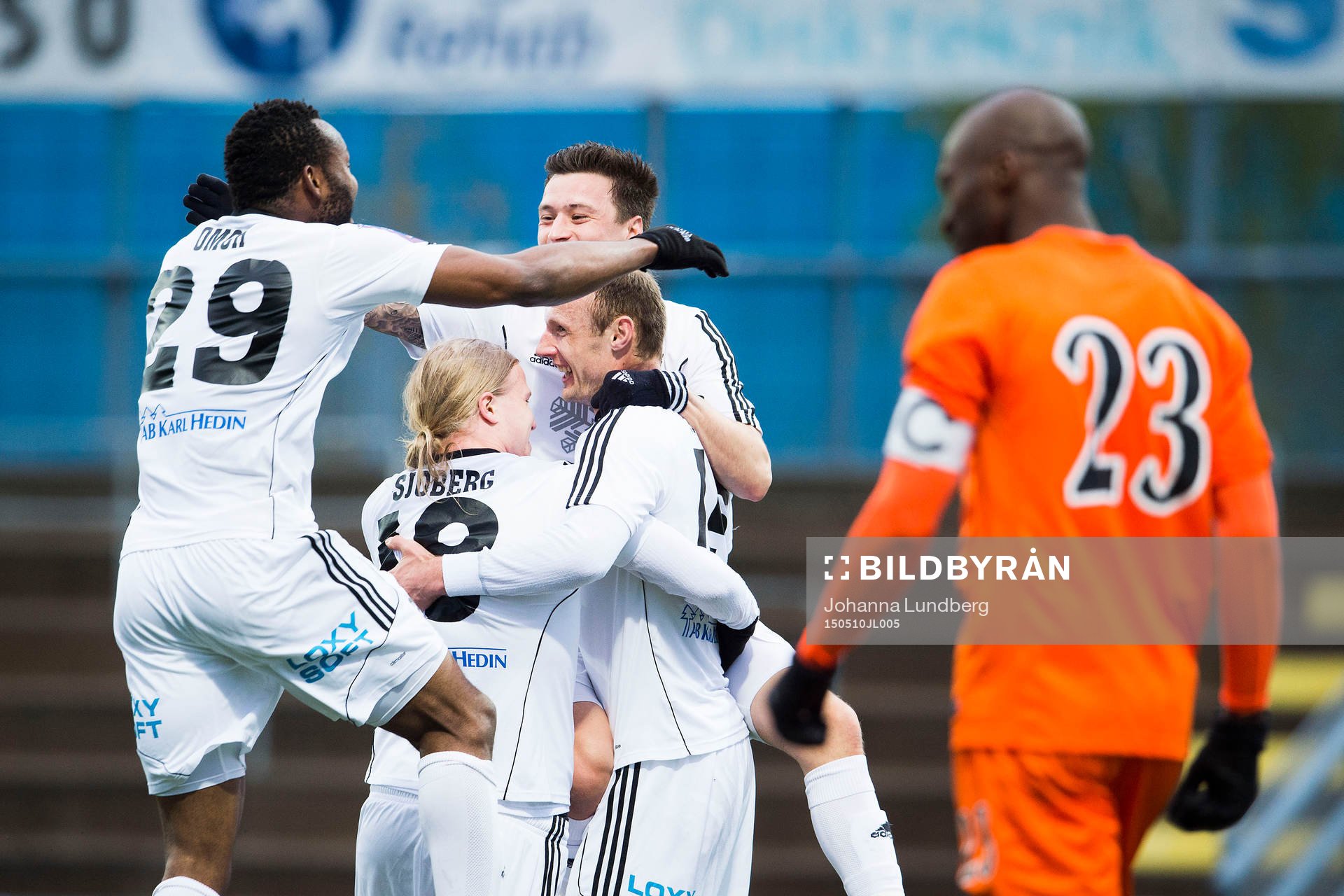 Östersunds spelare jublar