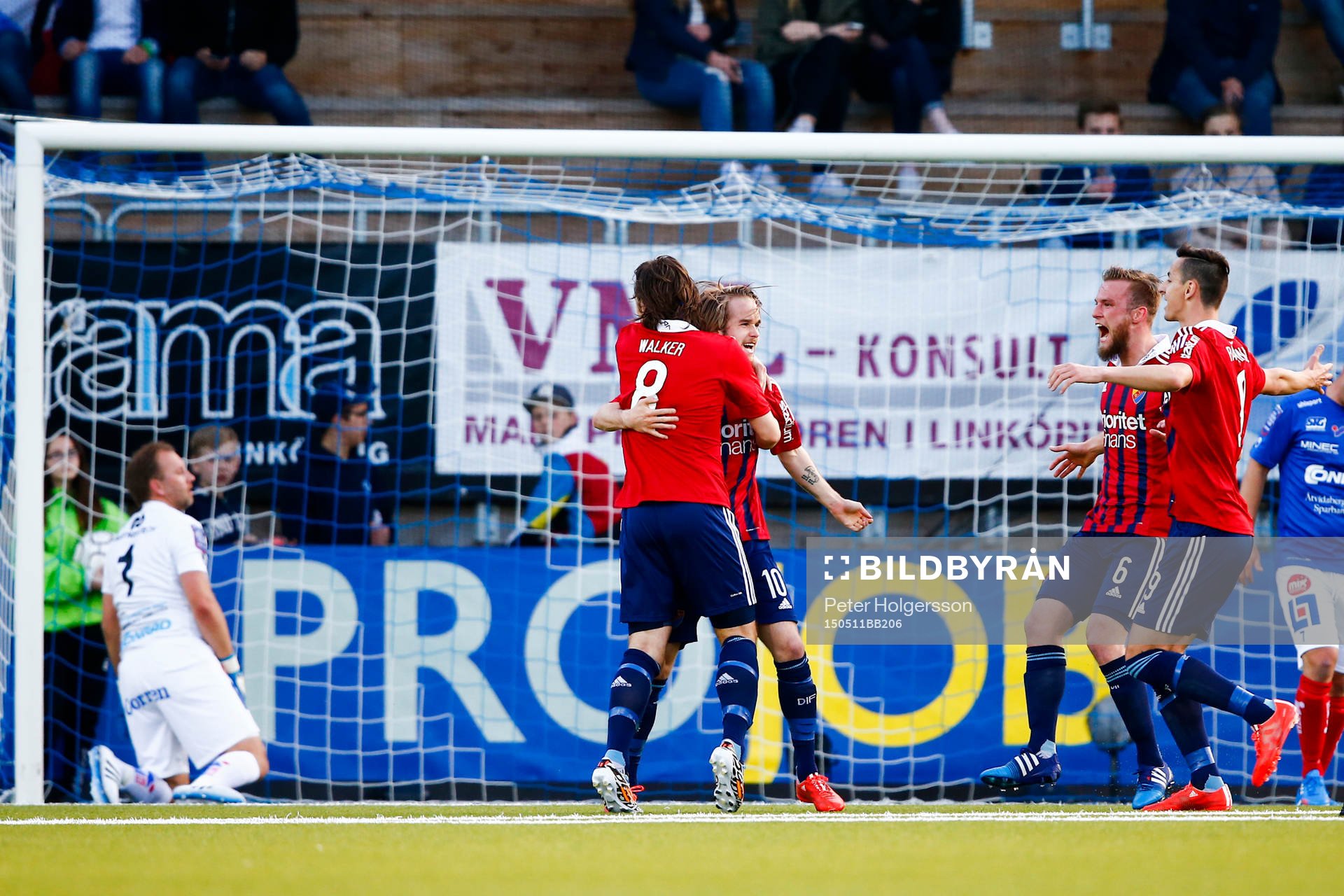 Djurgårdens Daniel Berntsen jublar