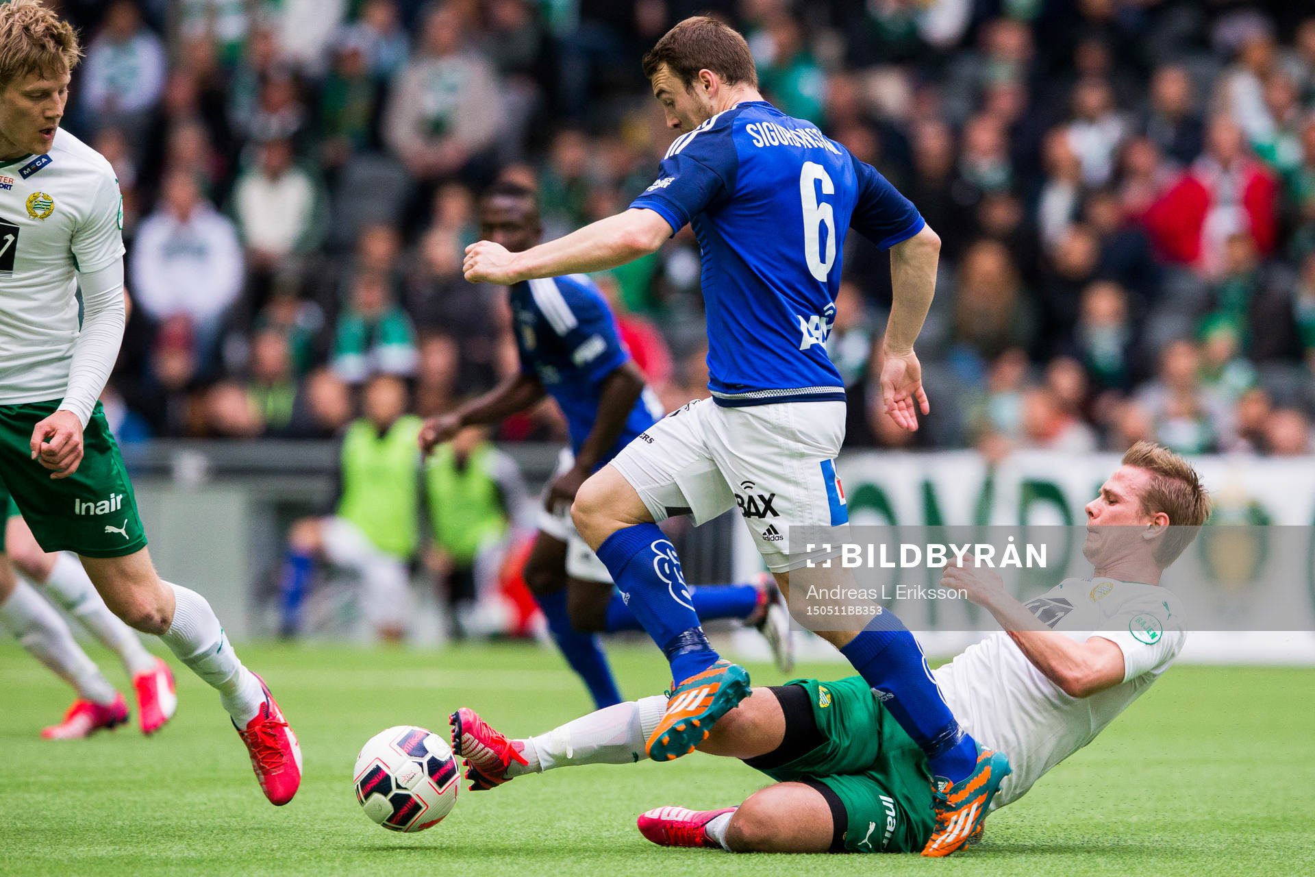 Sundsvalls Rúnar Már Sigurjónsson och Hammarbys Erik