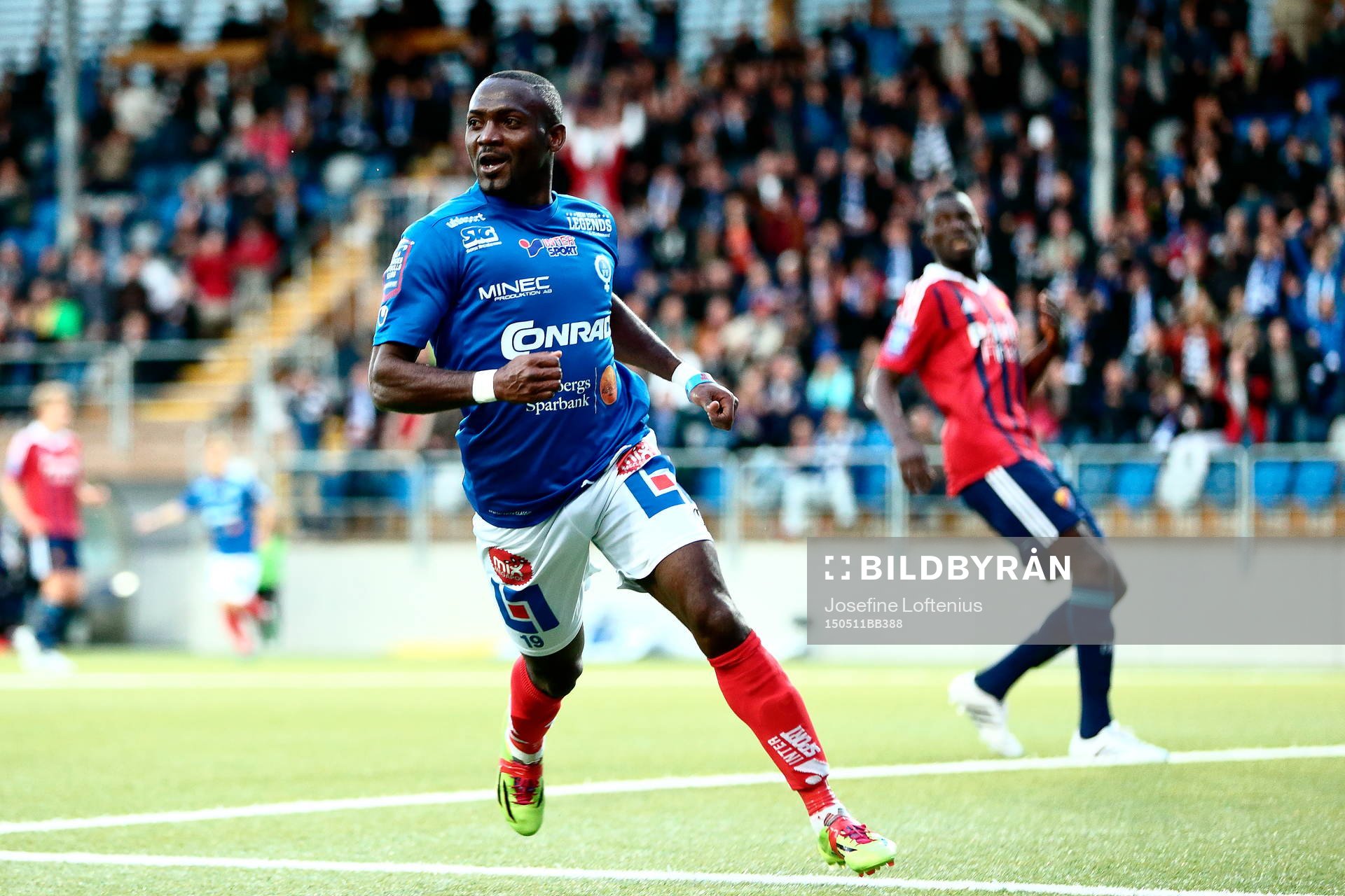 Åtvidabergs John Owoeri jublar