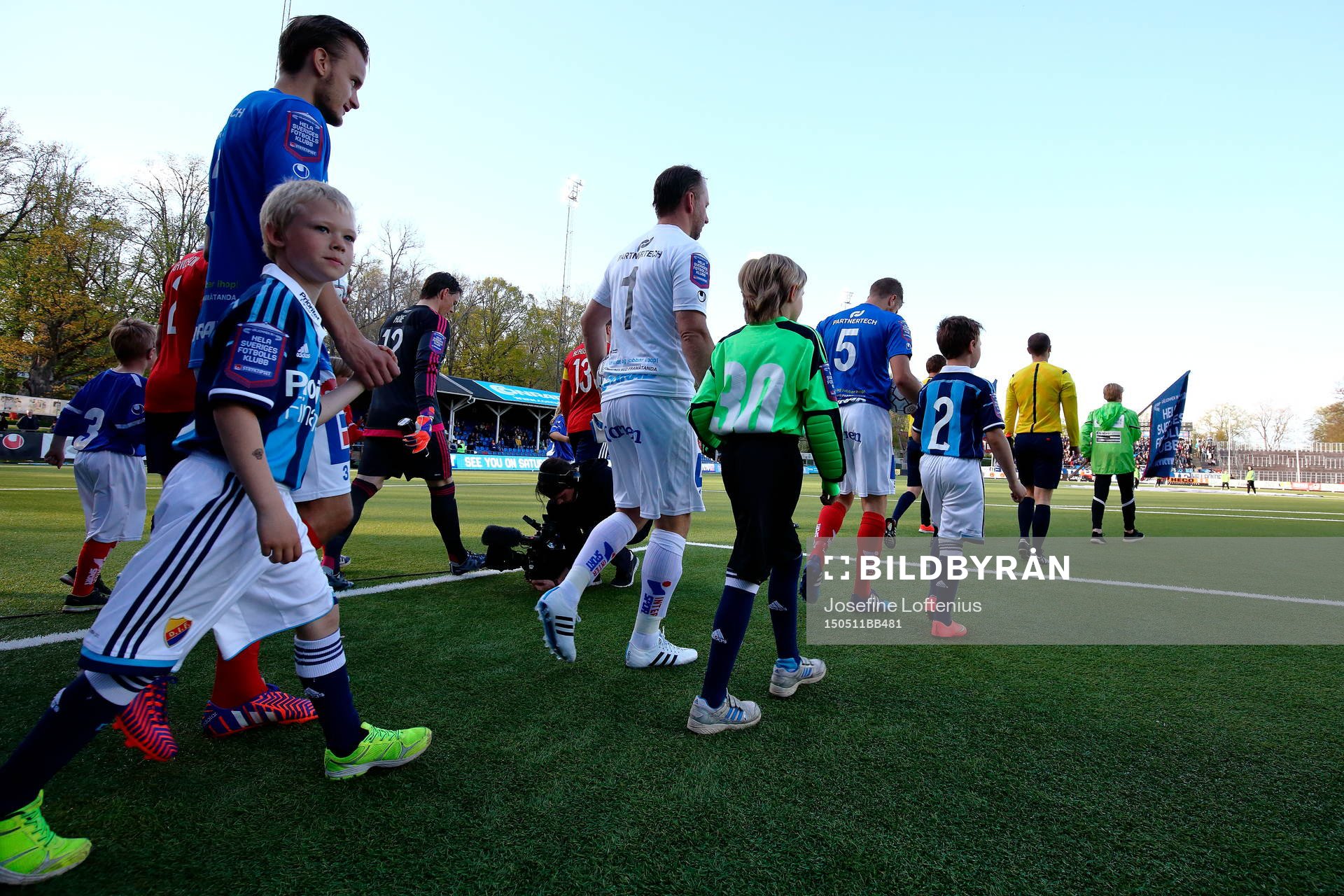 Intåg till  fotbollsmatchen i Allsvenskan mellan Åtvidaberg och Djurgården den 11 maj 2015 i Åtvidaberg.