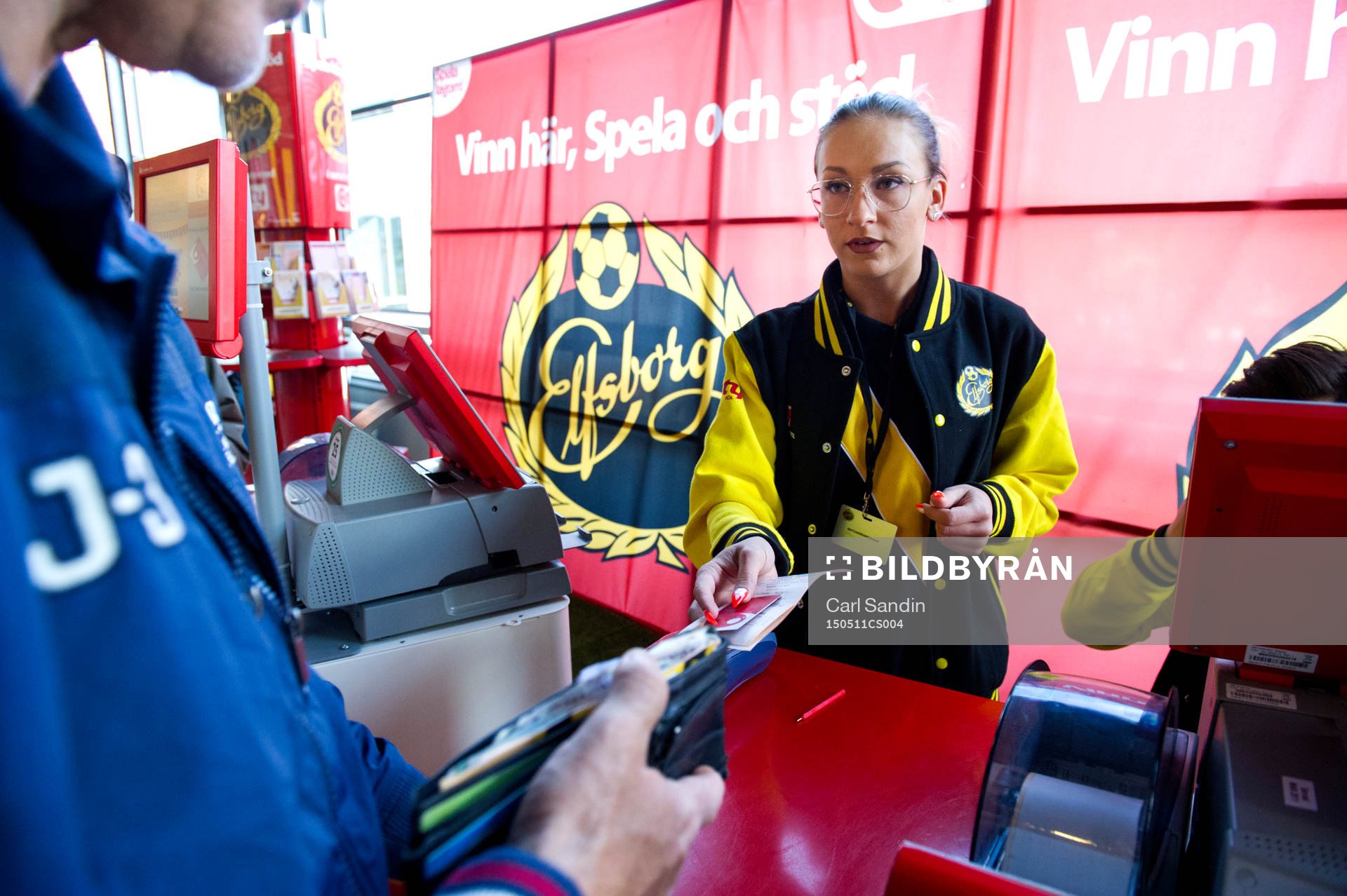 Svenska Spel har försäljning inför en fotbollsmatch i Allsvenskan mellan Elfsborg och Malmö FF den 11 maj 2015 i Borås.