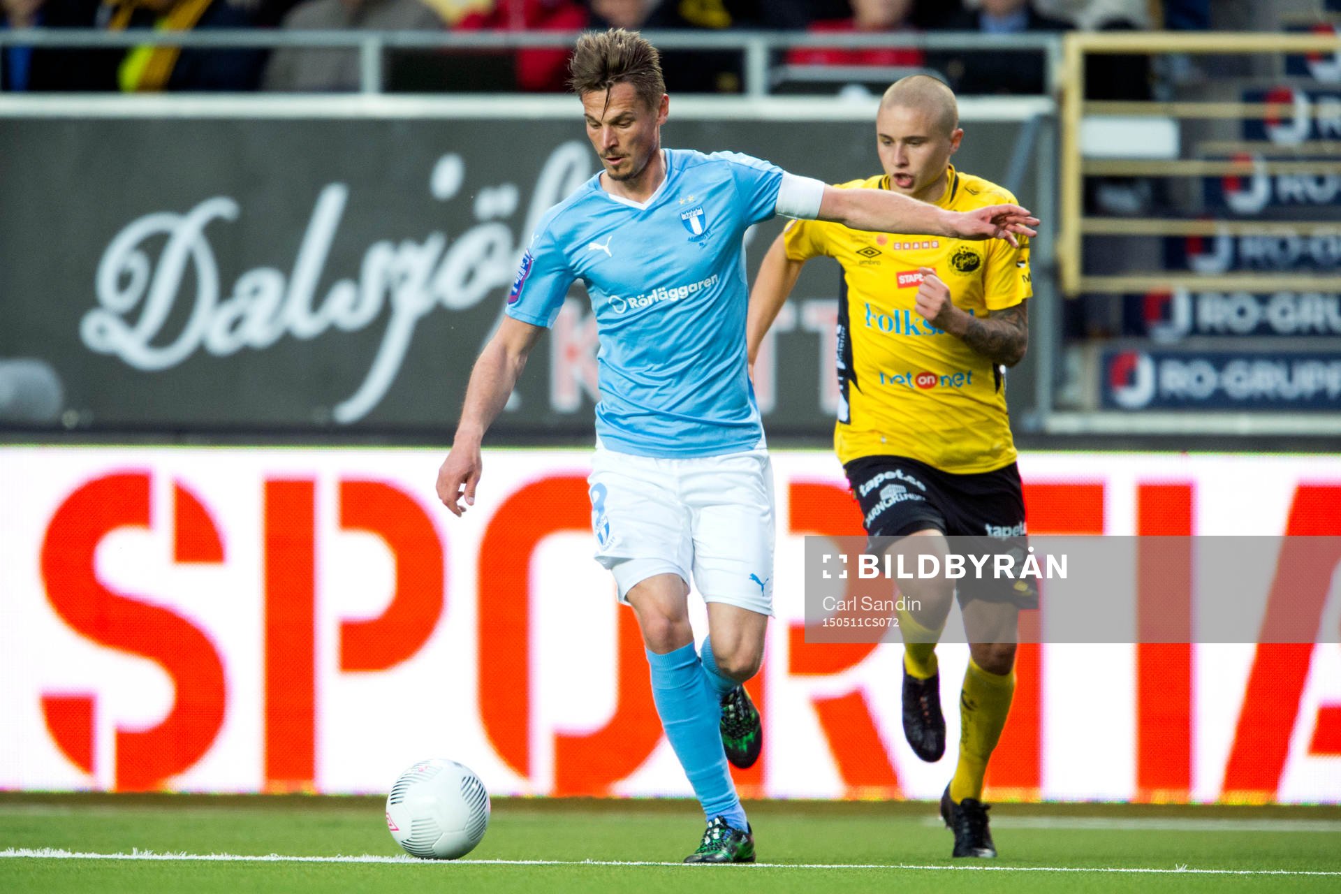 Malmö FFs Markus Rosenberg jagas av Elfsborgs Sebastian