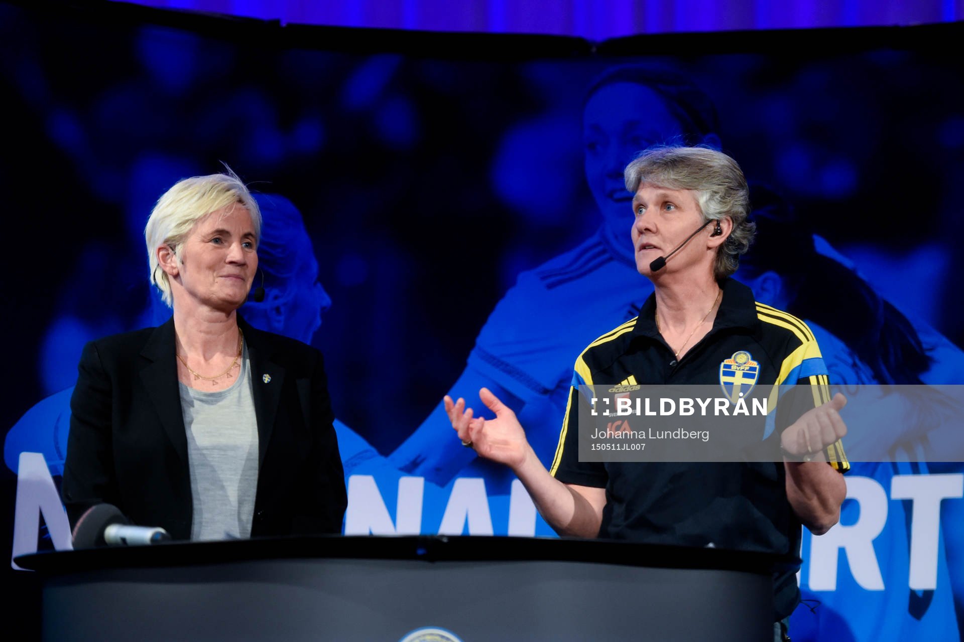 Sveriges assisterande förbundskapten Lilie Persson och