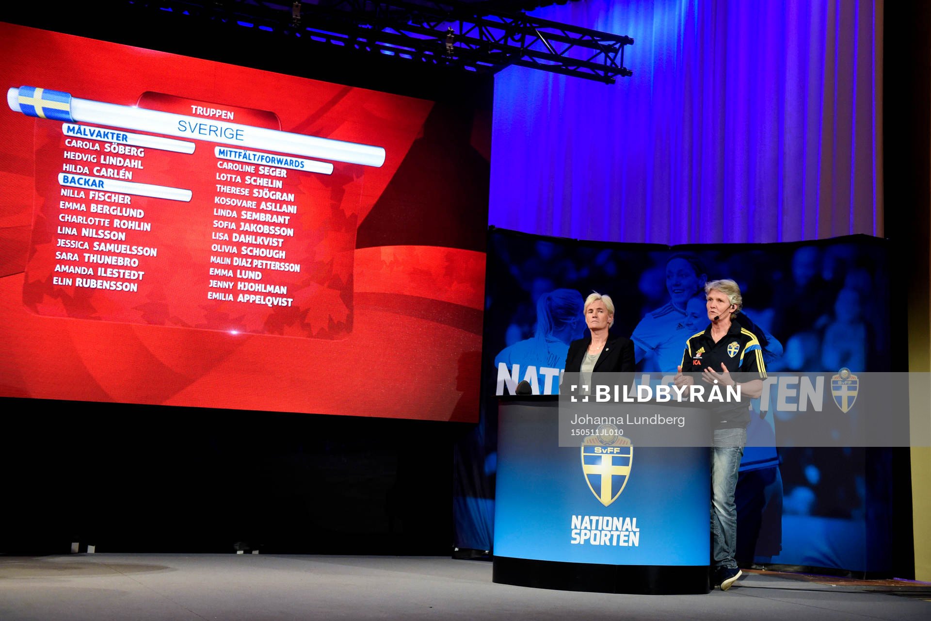 Sveriges assisterande förbundskapten Lilie Persson och