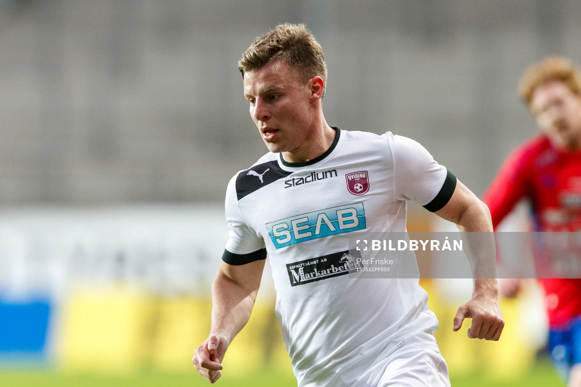 Qvidings Jonas Björlund under fotbollsmatchen i Div 1 Södra mellan Örgryte och Qviding den 11 maj 2015 i Göteborg.