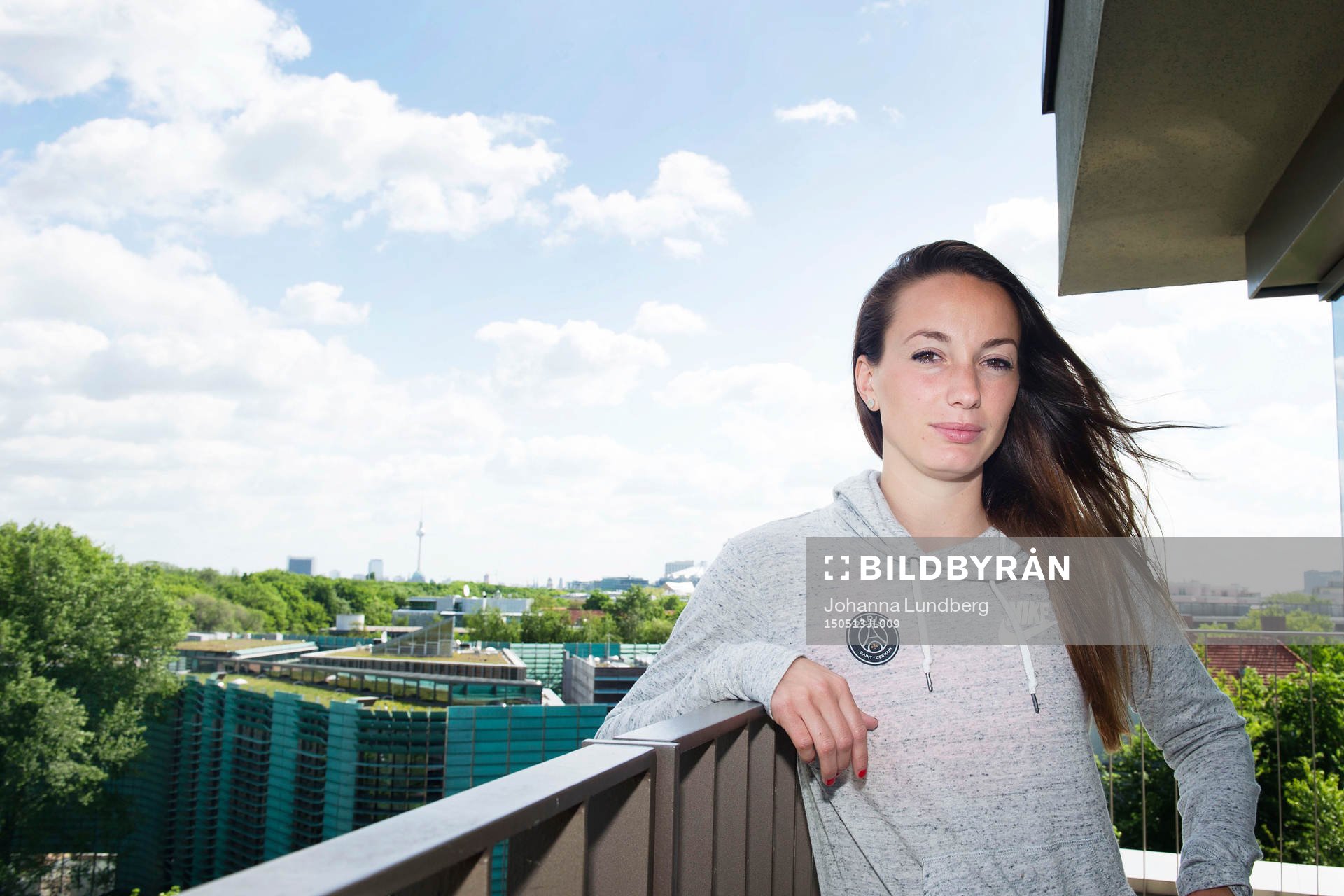 PSG:s Kosovare Asllani poserar för ett porträtt inför finalen i Champions League den 13 maj 2015 i Berlin.