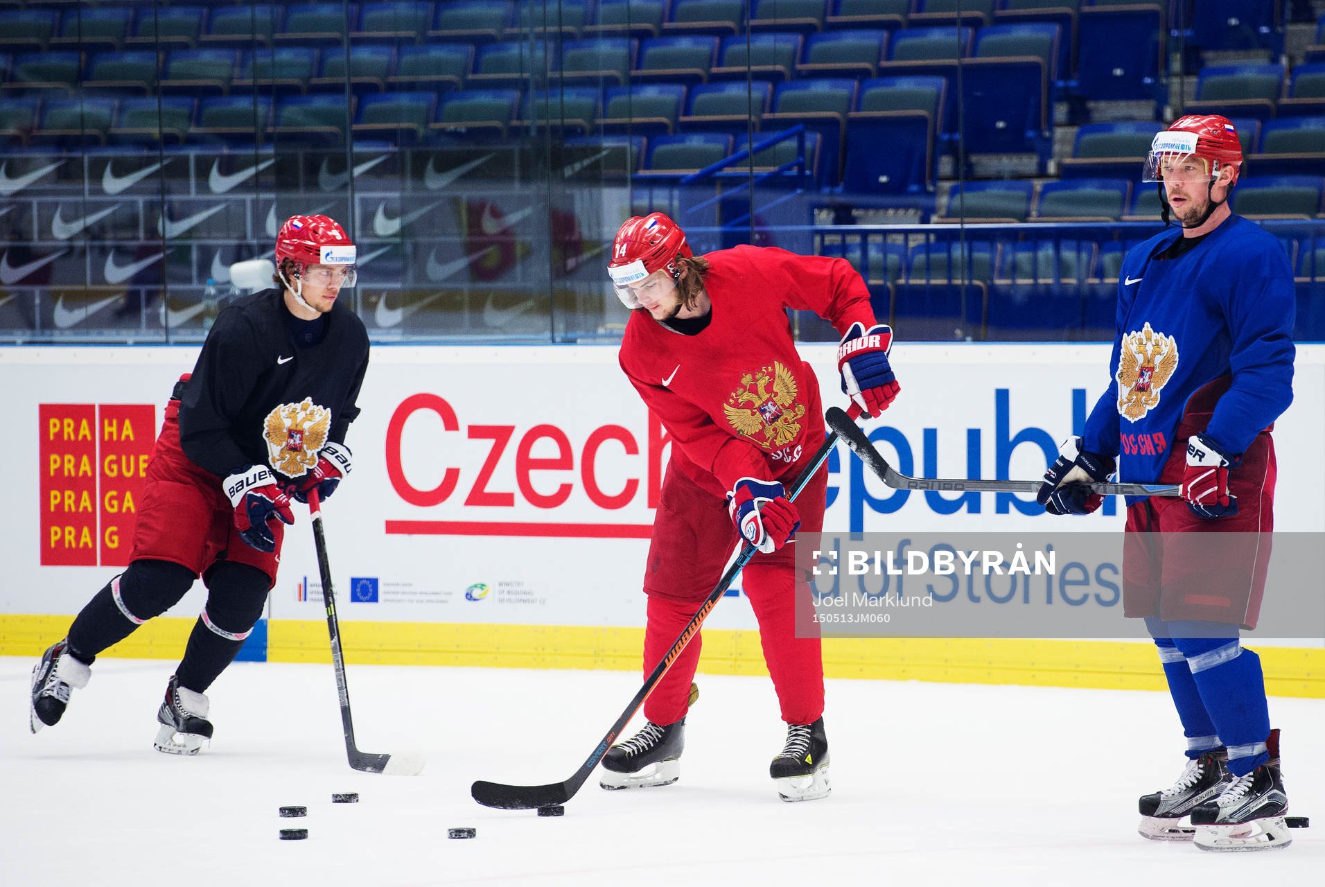 Artemi Panarin, Viktor Tikhonov och Sergei Mozyakin på