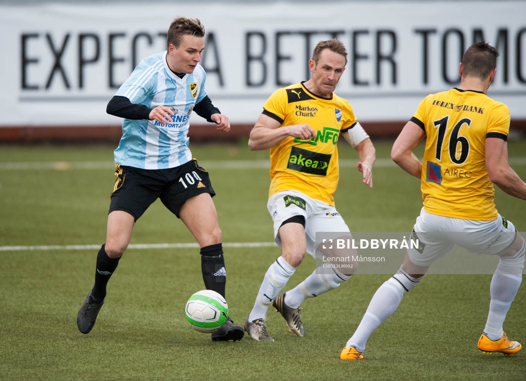 IFK Hässleholms Danny Gunnarsson i matchen i division 2
