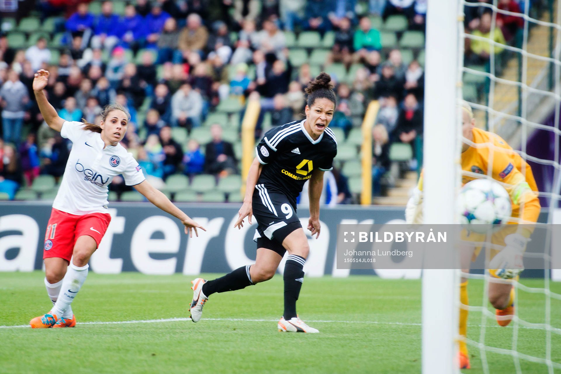 s Jessica Houara d’Hommeaux när hon gör 1-0