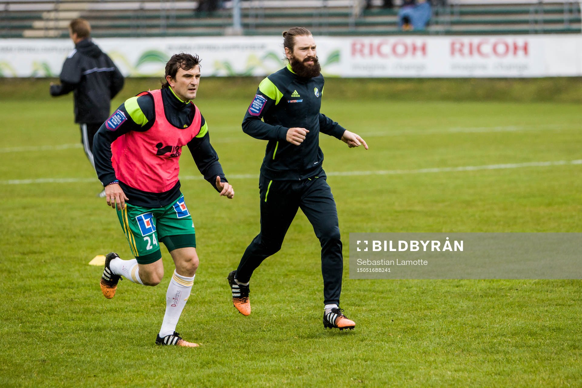Ljungskiles Aleksandar Kitic (v) och Marcus Gustafsson (h)