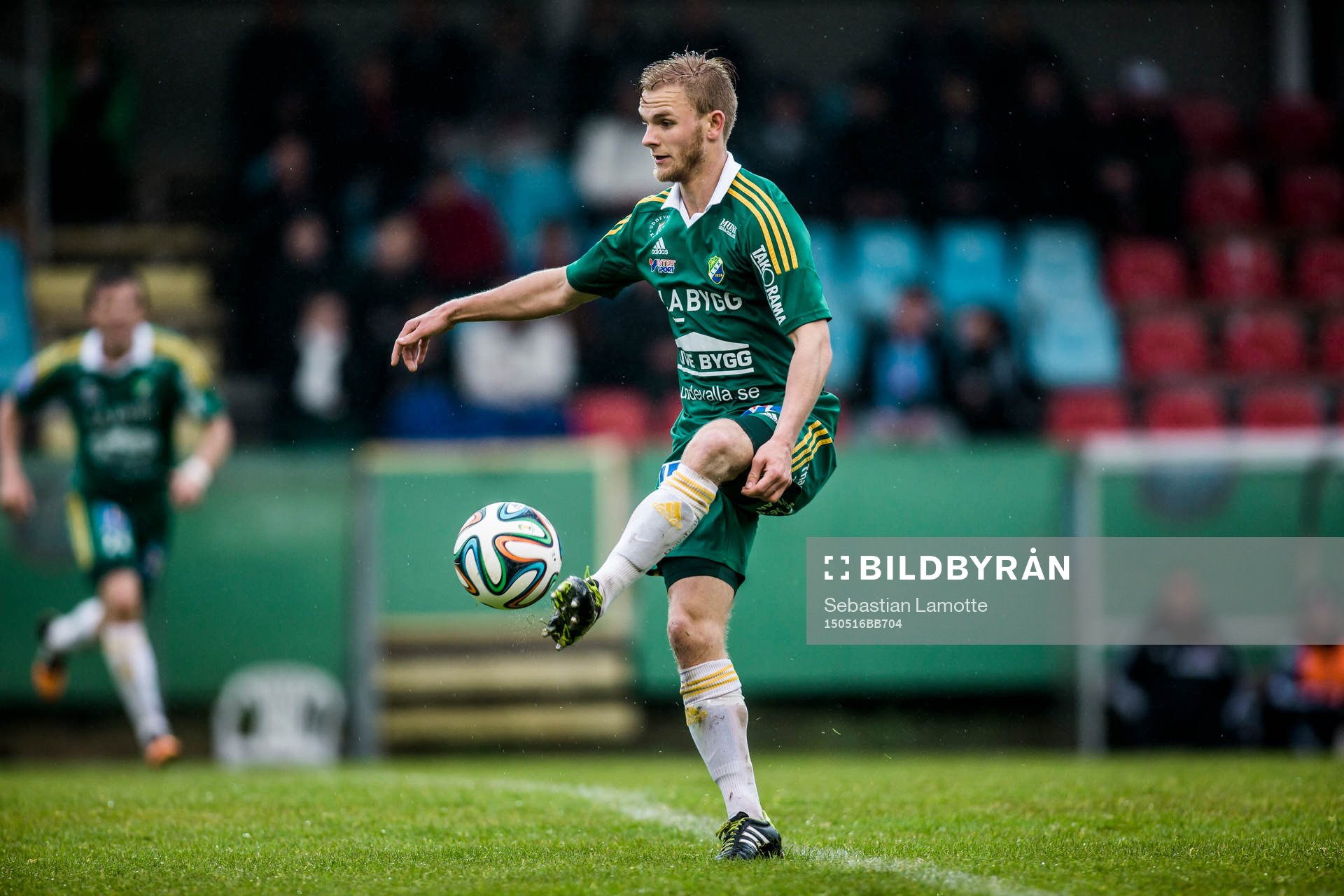  Ljungskiles Niclas Andersén  under fotbollsmatchen i Superettan mellan Ljungskile och Degerfors den 16 maj 2015 i Ljungskile.
