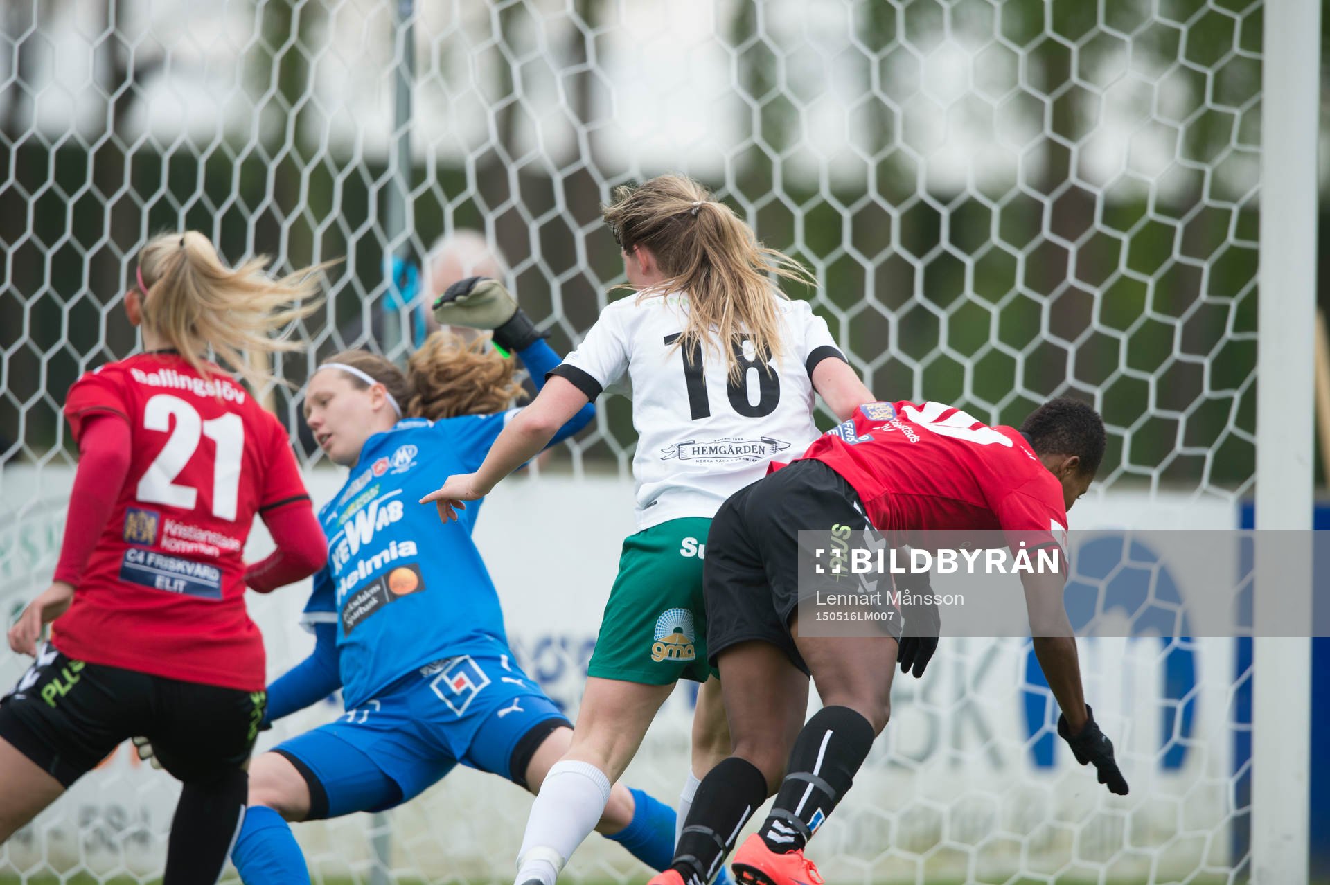 Kristianstads Ida Rebecca Guehai nickar in segermålet 2-1