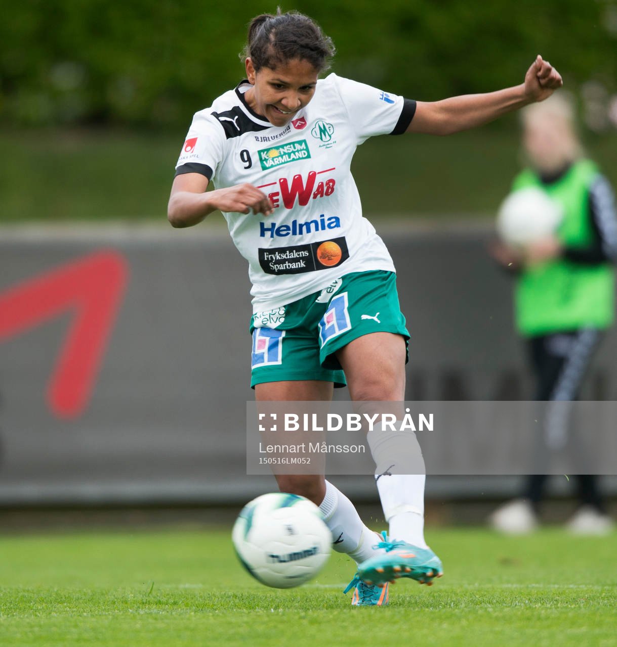 Mallbackens Madelen Janogy i matchen i damallsvenskan mellan Kristianstad och Mallbacken i Kristianstad 16 maj 2015.