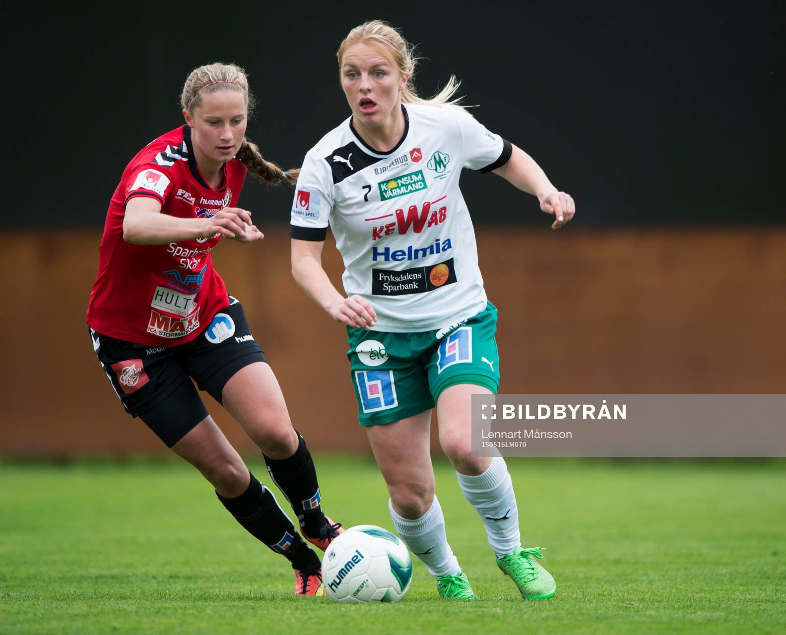 Mallbackens Mimmi Larsson i matchen i damallsvenskan mellan