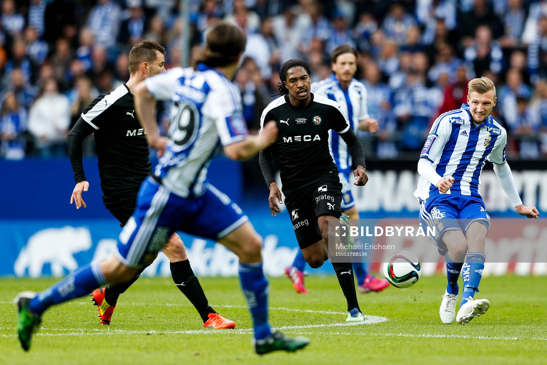 IFK Göteborgs Sebastian Eriksson och Örebros Ayanda Nkili