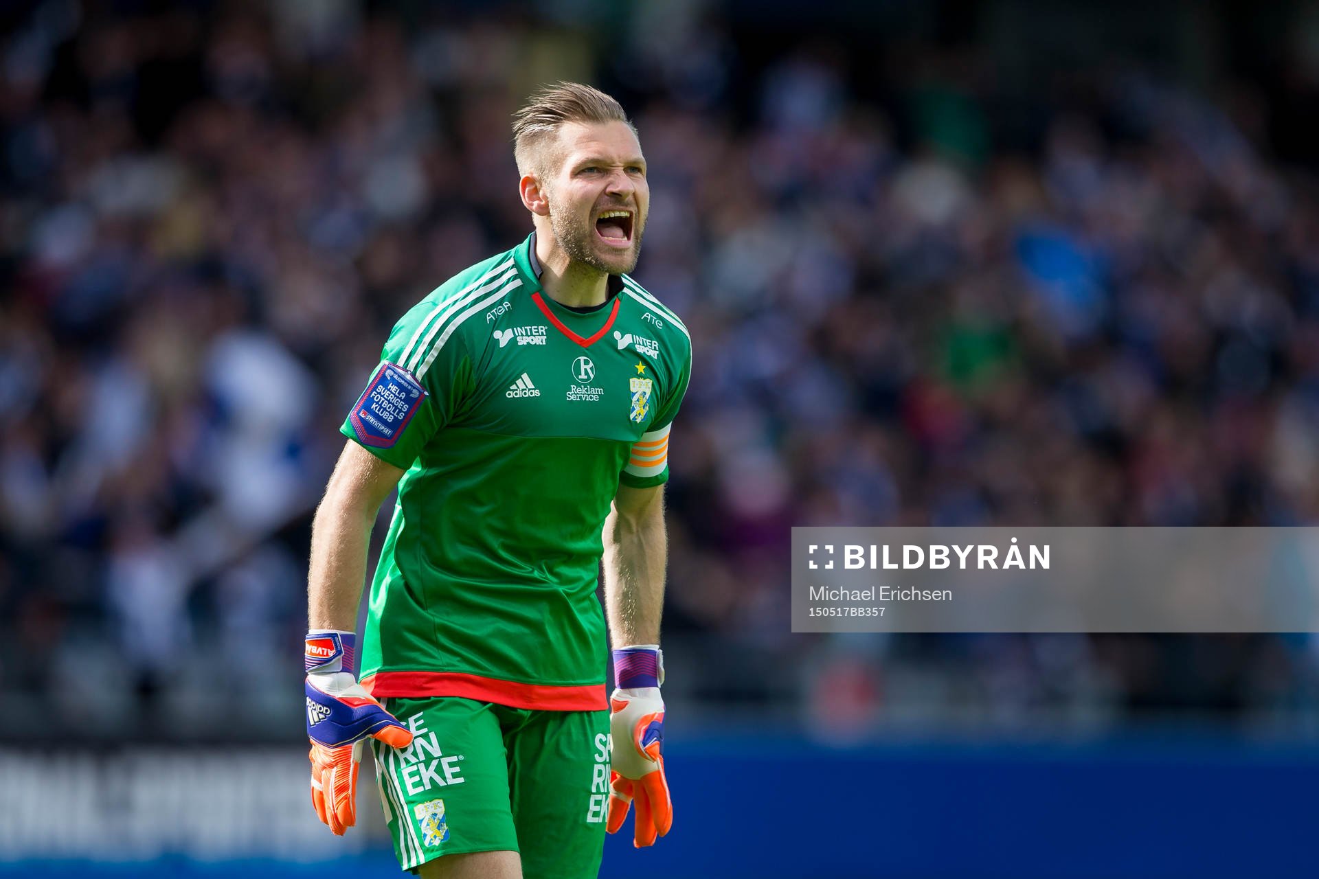IFK Göteborgs målvakt John Alvbåge jublar