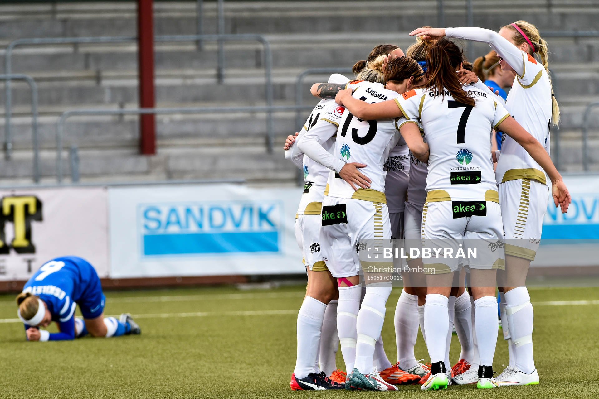 Rosengårds spelare jublar